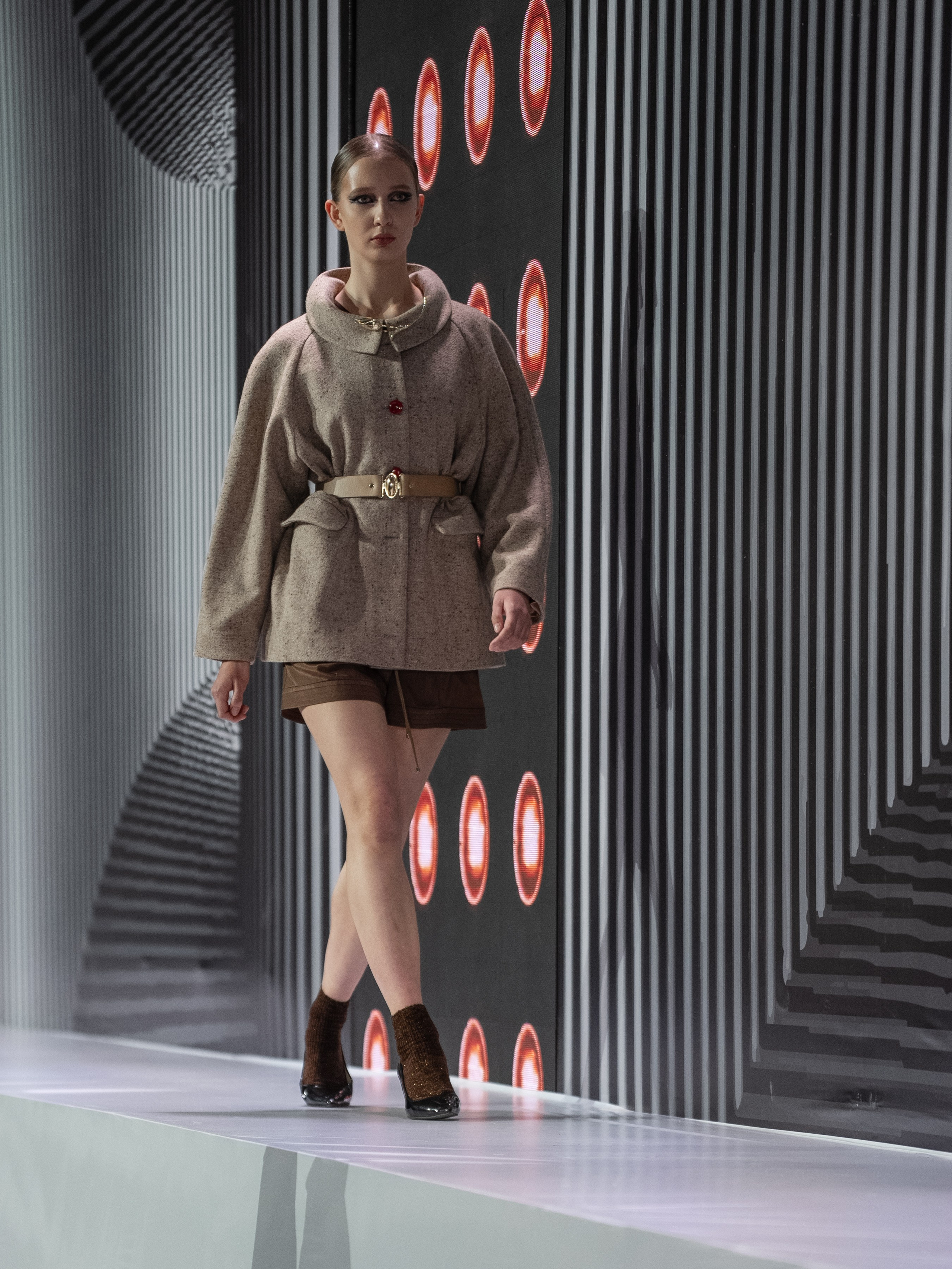 NIKITA OKISHEV. Сайт Алматинского НЮ АРТ, будуар и фэшн фотографа Дениса Карпенко