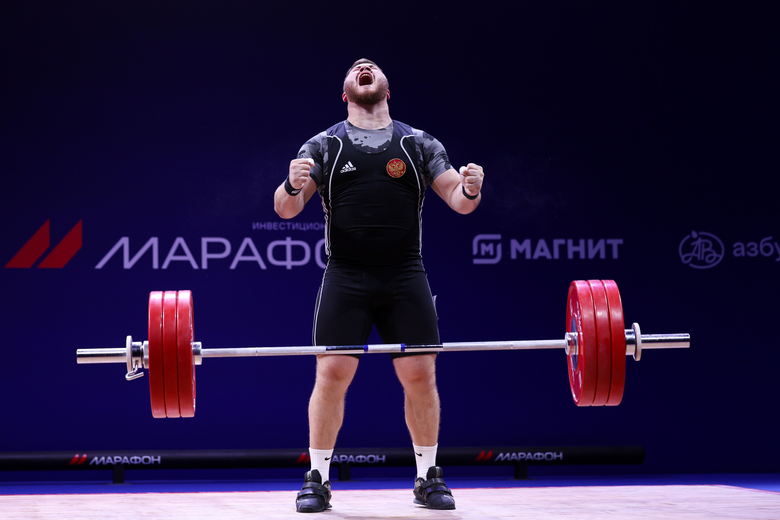 Чемпионат России по тяжелой атлетике 2025. Спортивный и репортажный фотограф Антон Тереханов