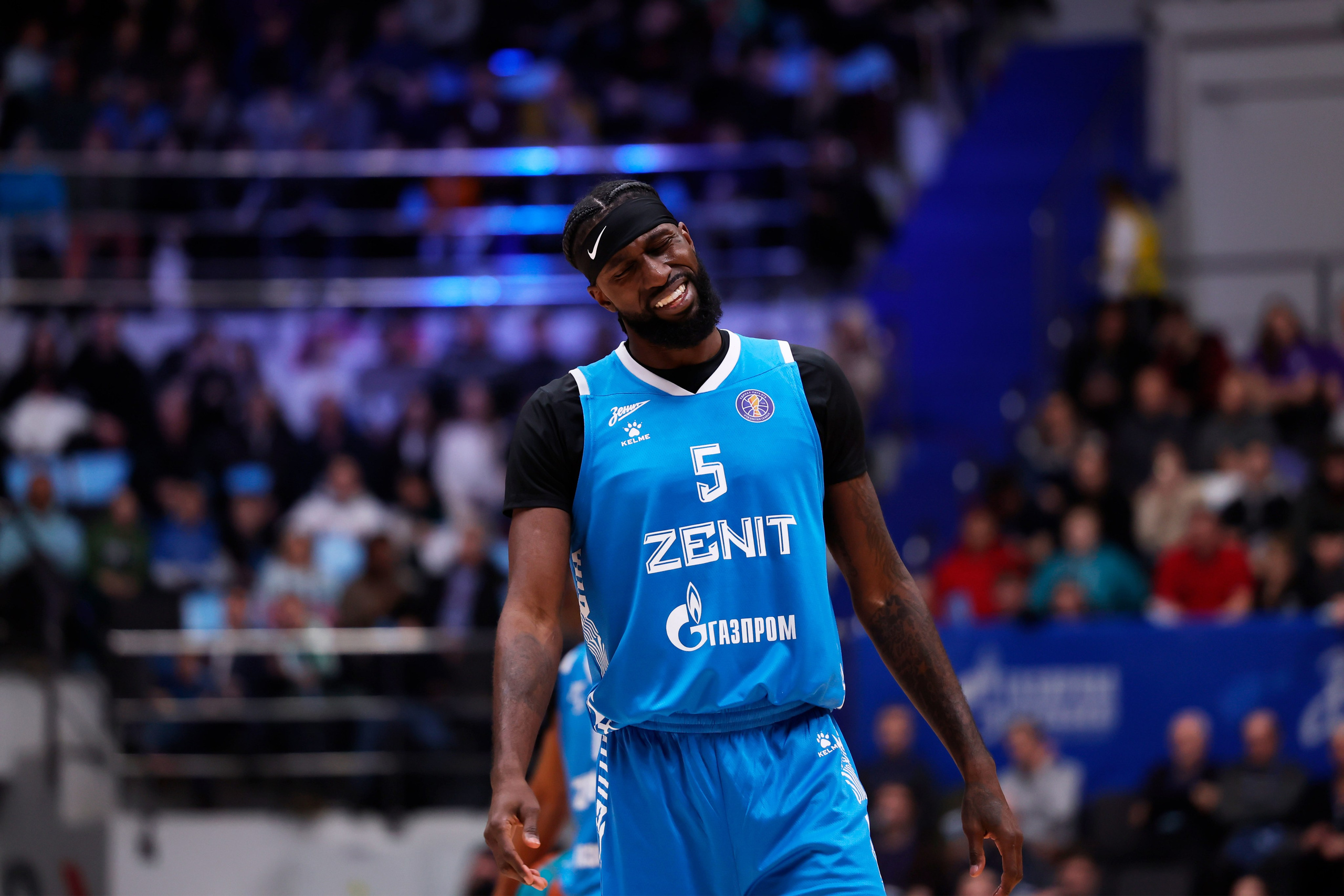 БК Зенит — БК Уникс 13.02.2025. Спортивный и репортажный фотограф Антон Тереханов