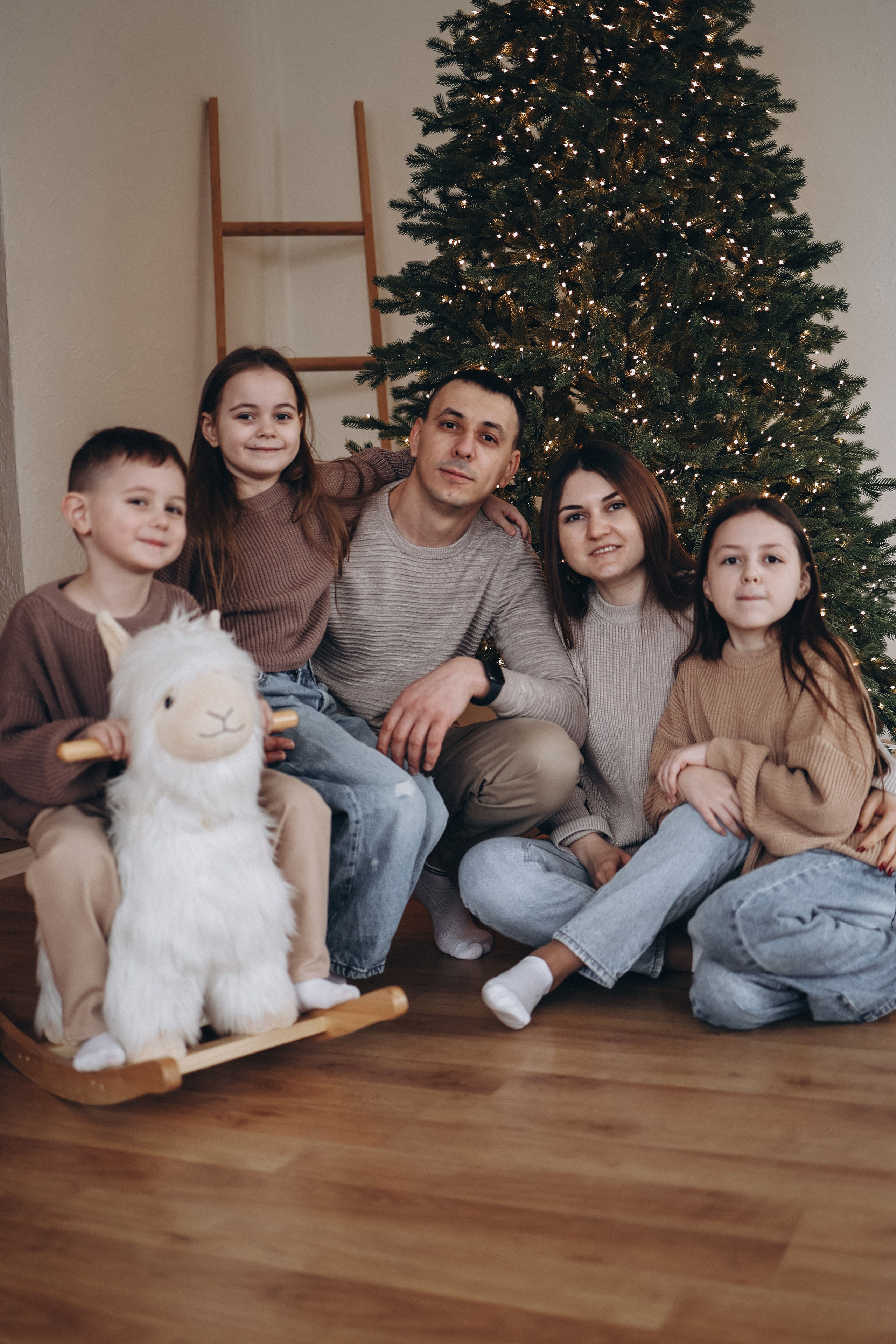 Новогодняя съёмка в студии. Семейный и детский фотограф в Москве Маргарита Сереброва