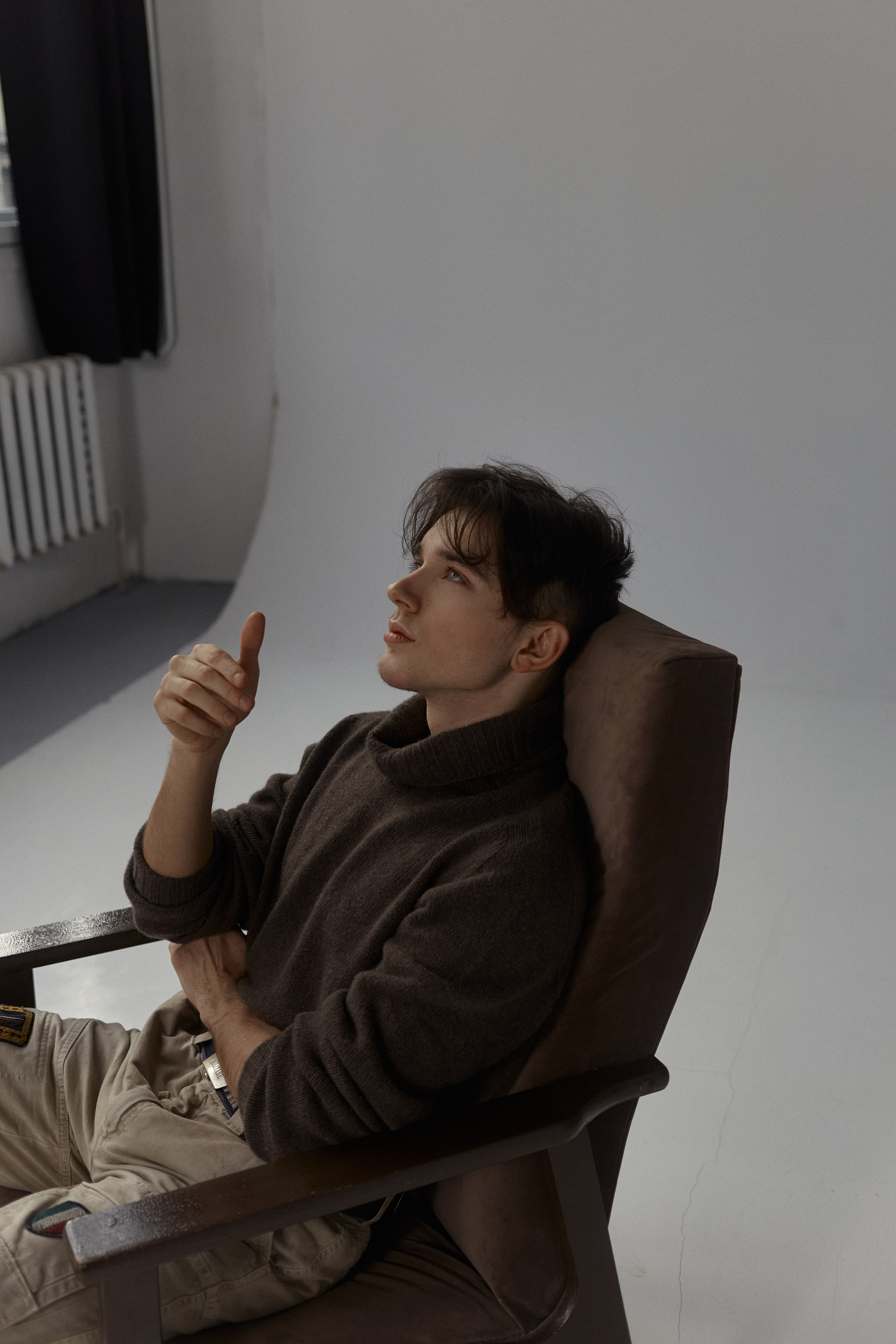 Профессиональный портрет мужчины в стильном образе