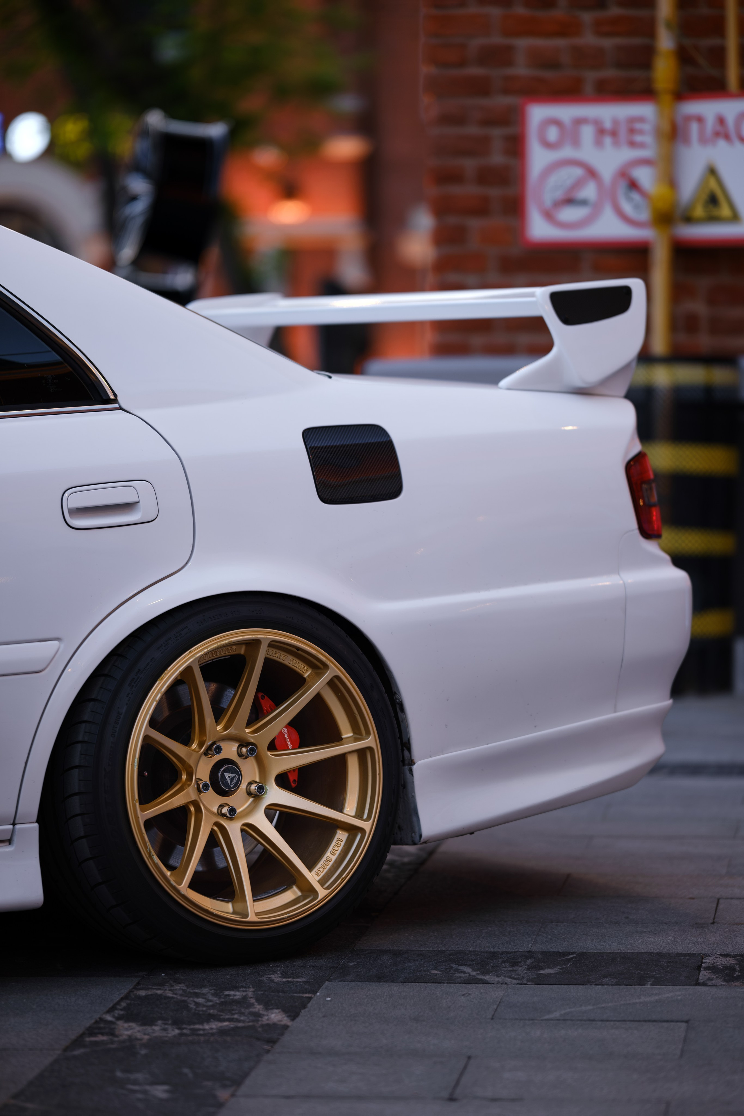 Тюнинг-Арт Музей 2024 автомобильный фотограф Антон Медведев icoguar фотосъемка автомобилей