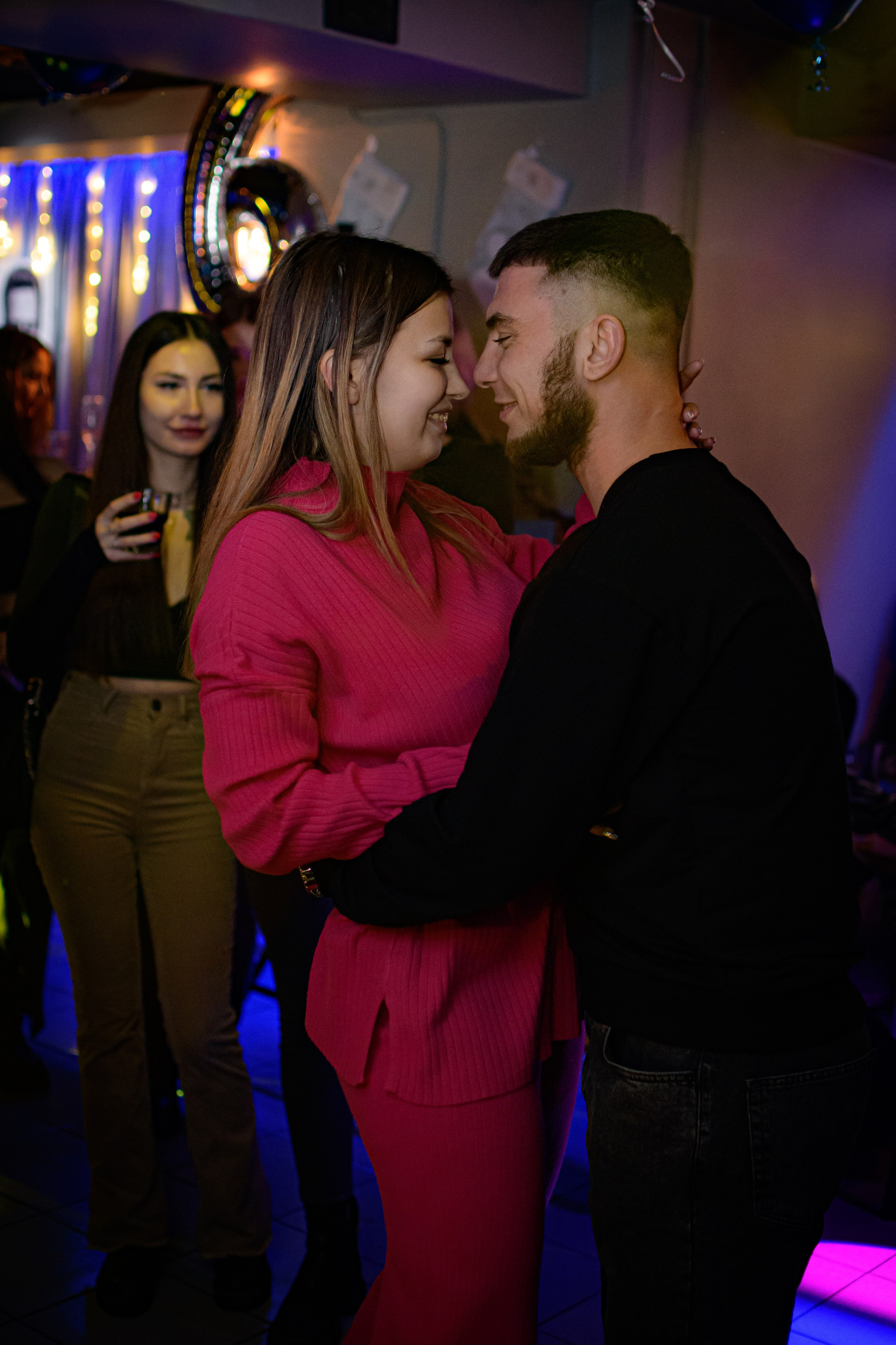 HOLLYWOOD / 6 YEARS. Photokarish