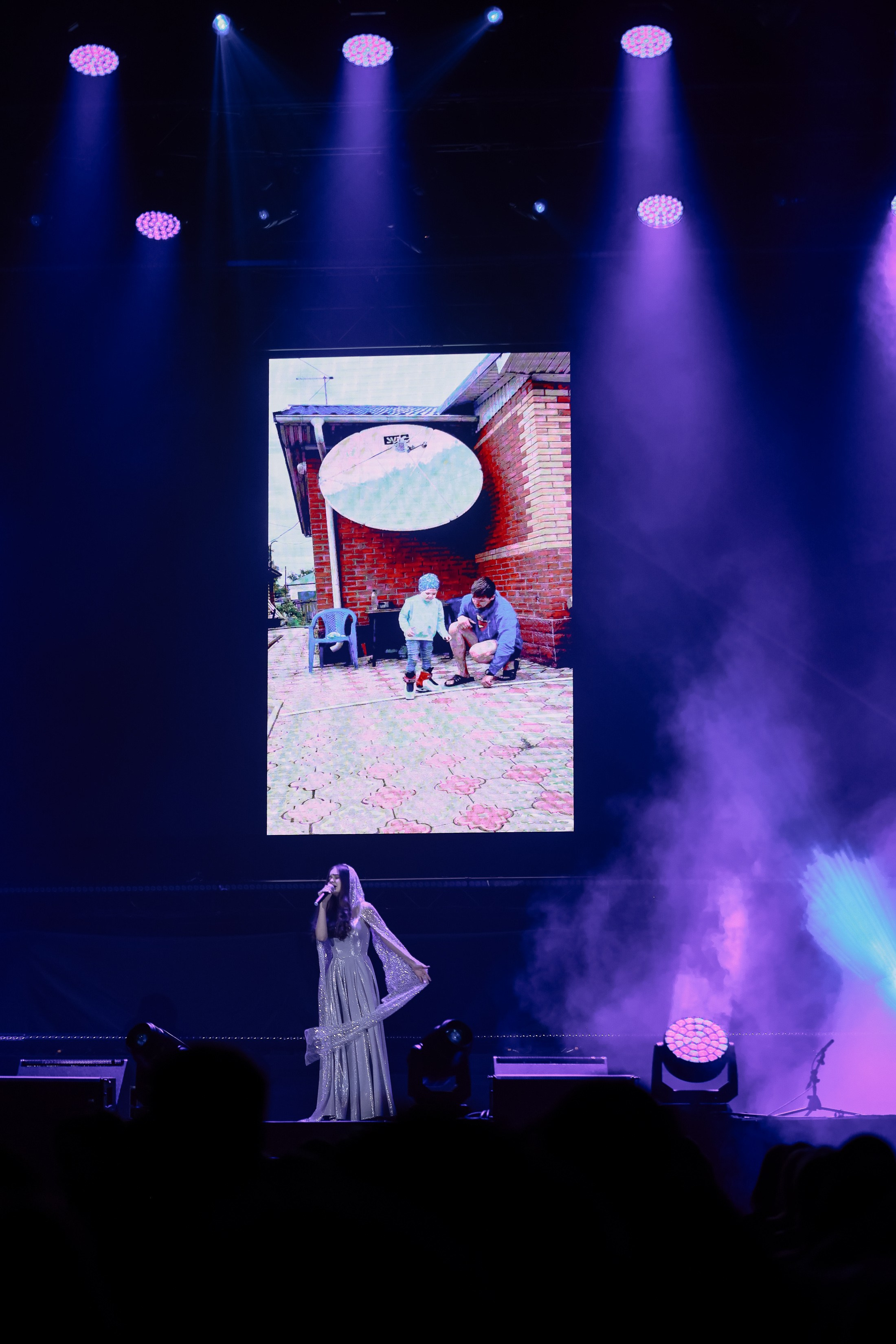 Музыкальный спектакль «Жить» в Локомотив Арене. Фотограф Юлия Мальцева