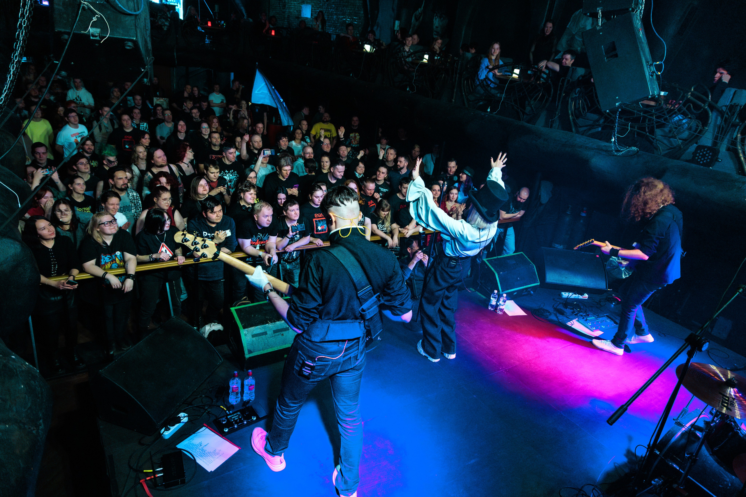 SARA. Репортажный фотограф Екатеринбург | Яркий, качественный репортаж | Концерты, клубы, репортаж, праздники, корпоративы