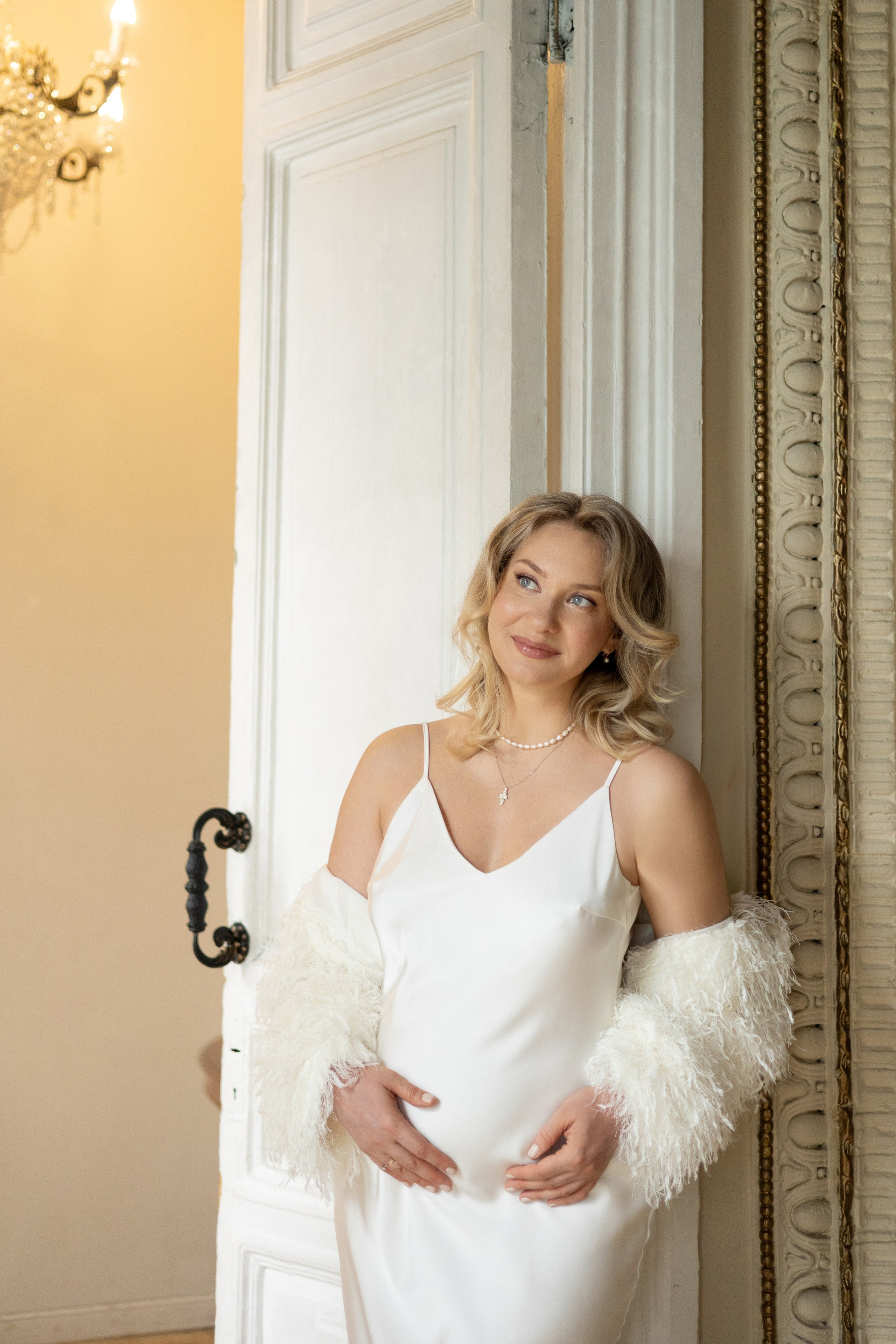 Ильяс и Юнна в историческом особняке. Семейный фотограф в Москве Марина Петра