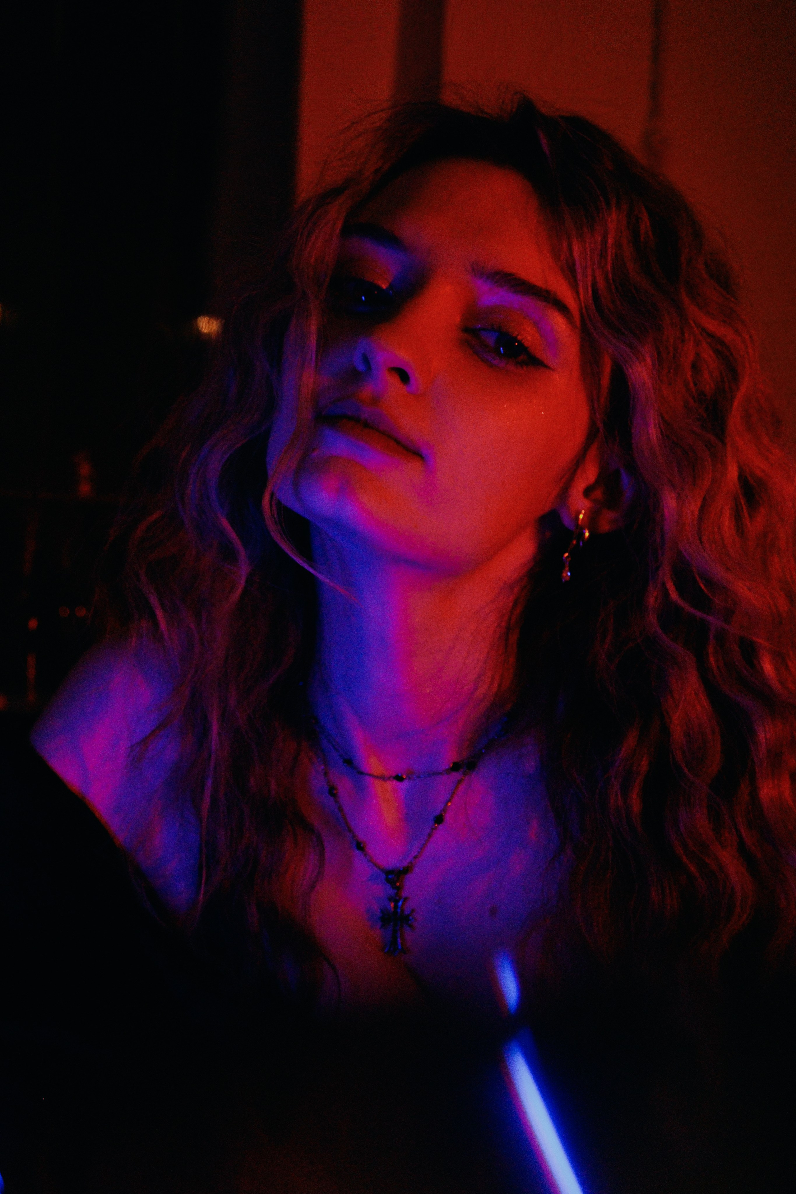 В свете старой лампы. 