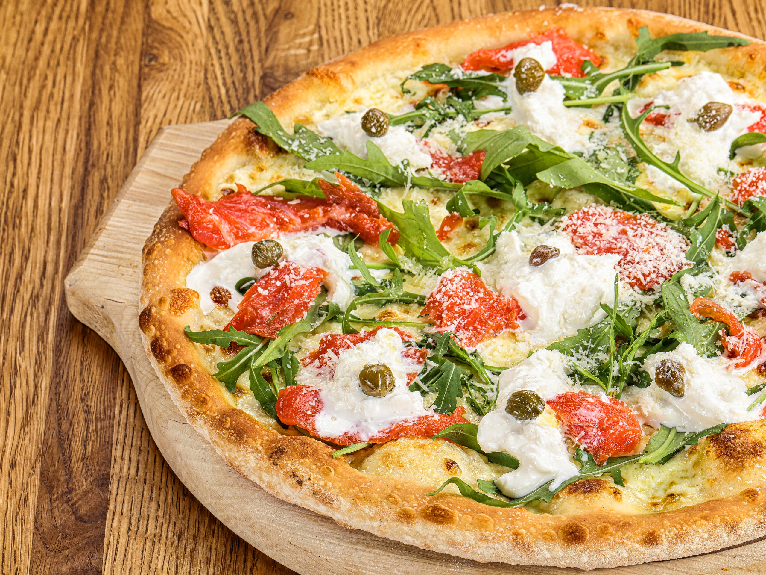 Фотосъемка пиццы. Заказ по тел.: +7 (906) 006-90-22. Фуд-фотограф Андрей Старостин — съемка еды в Москве. 9000 руб. в час