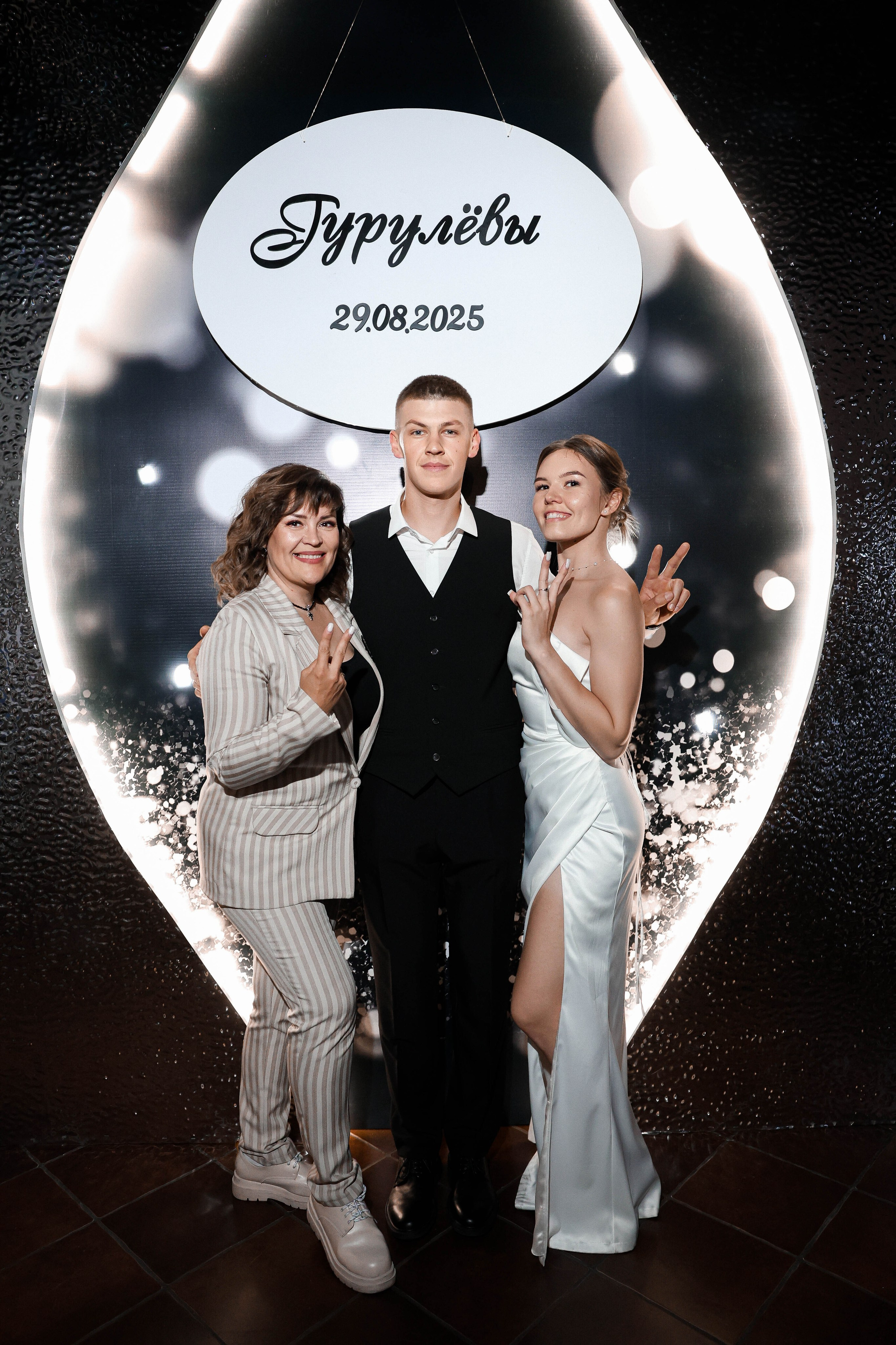 WEDDIND TNT. Свадебный и Школьный фотограф Улан-Удэ Бурятия Джулия Топоева Выпускные альбомы Фотограф на мероприятие