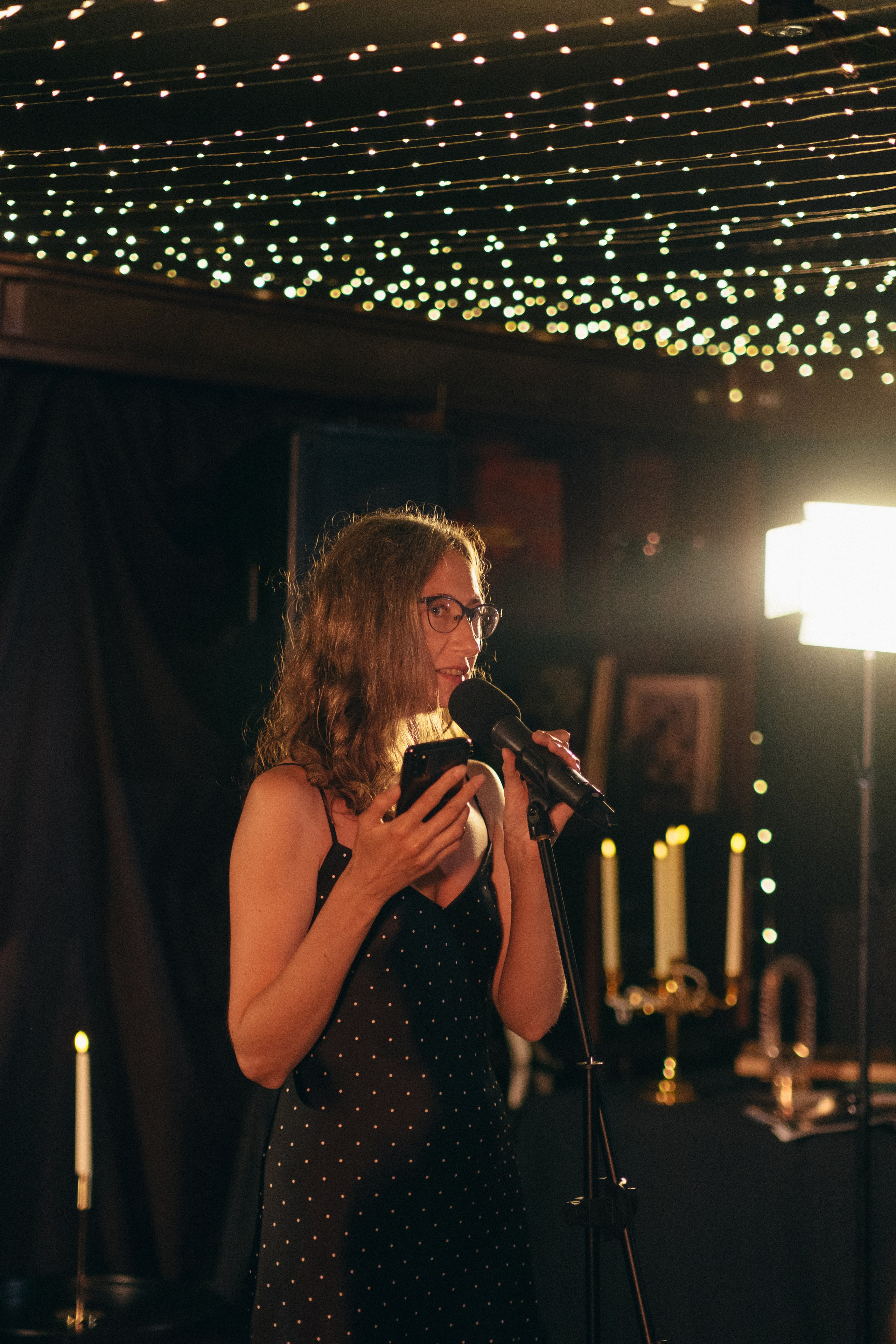 Поэтические встречи «Уютные чтения». Репортажный фотограф в Сочи Екатерина Вежливцева