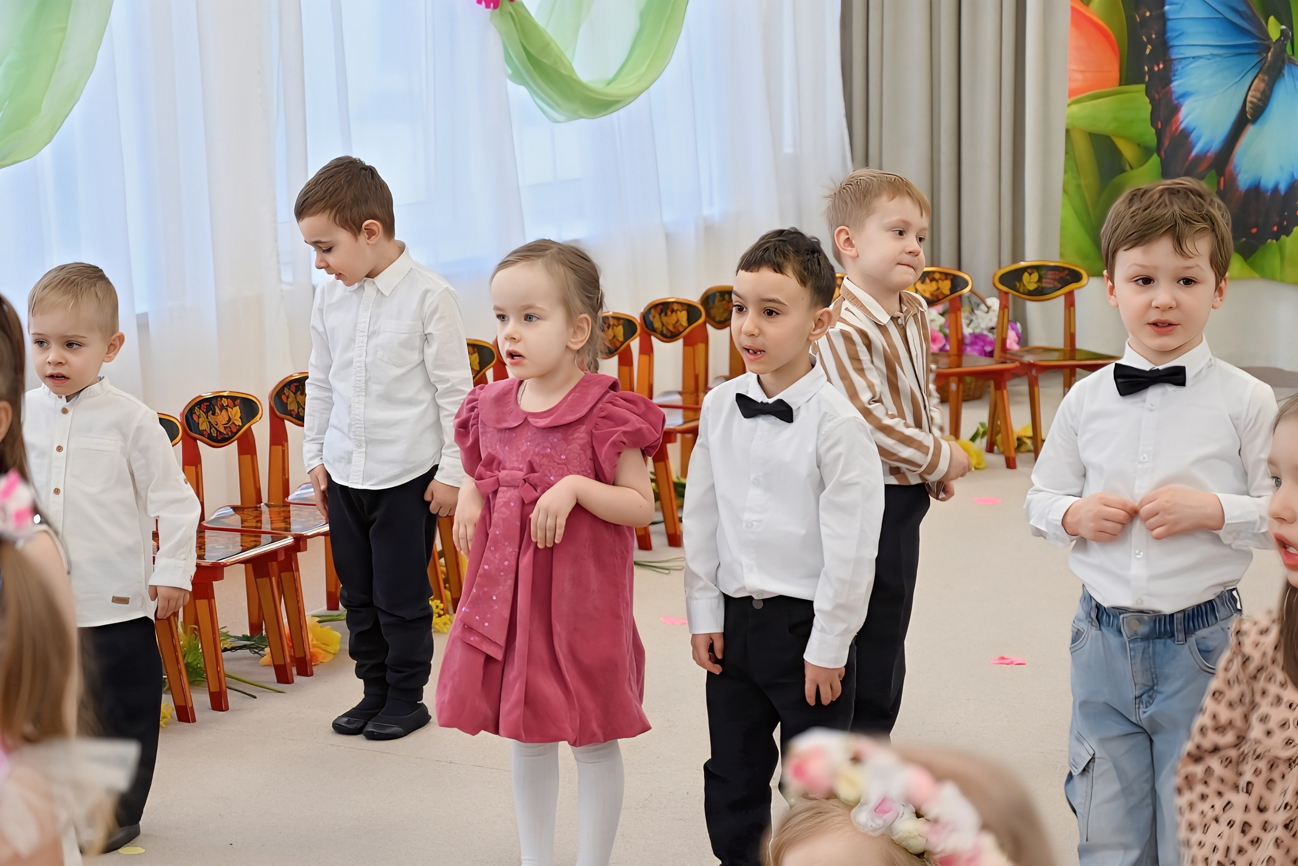 Праздник в группе «Дружная семейка». Семейный и детский фотограф Москва