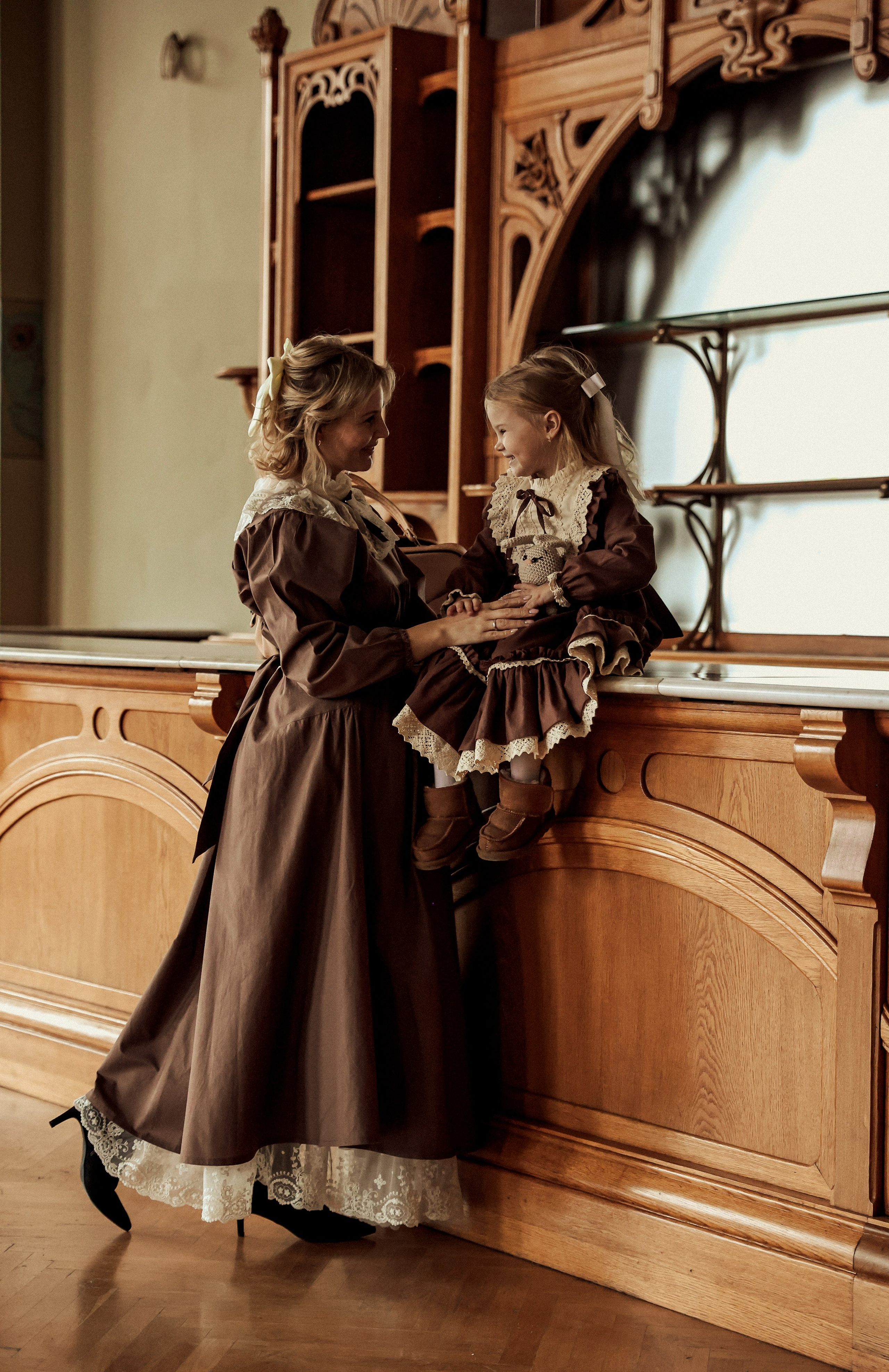 Ретро съемка на Витебском вокзале. Фотограф — Татьяна Кириллова, г. Санкт-Петербург