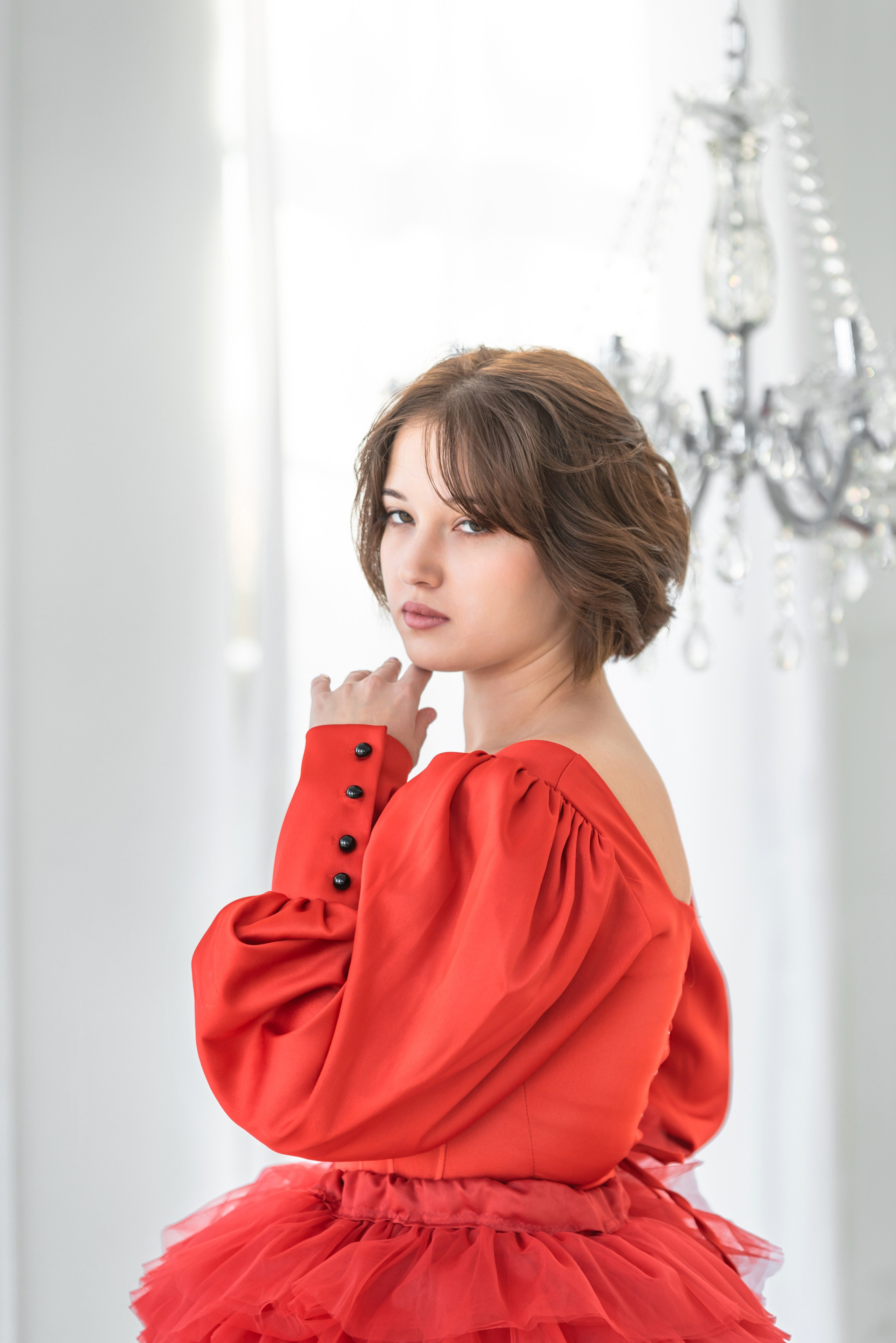 Красный корсет с длинным рукавом на Байкал