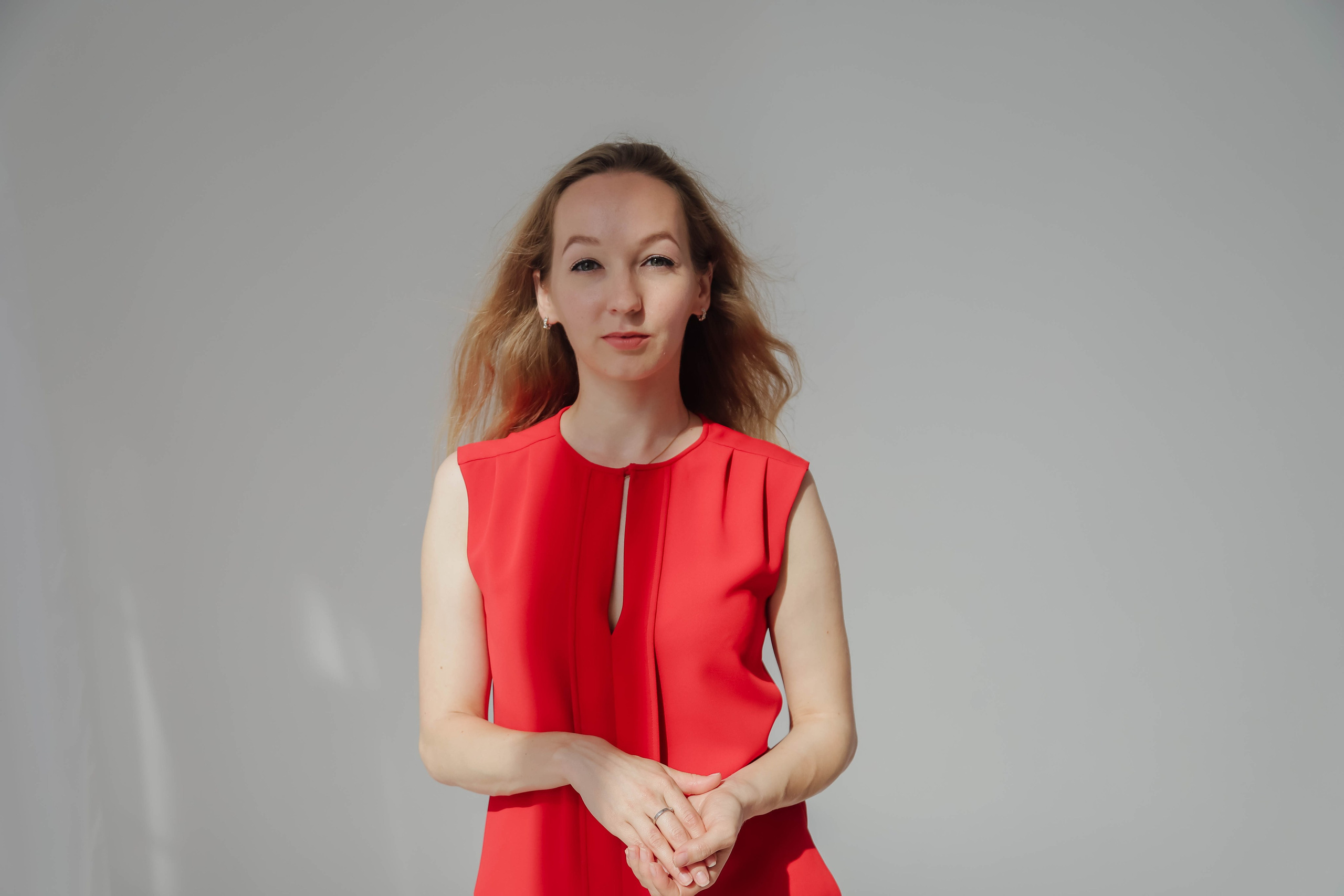 Деловая студийная фотосессия для Алины. Свадебный, семейный, детский фотограф в Сочи Виолетта Александрова