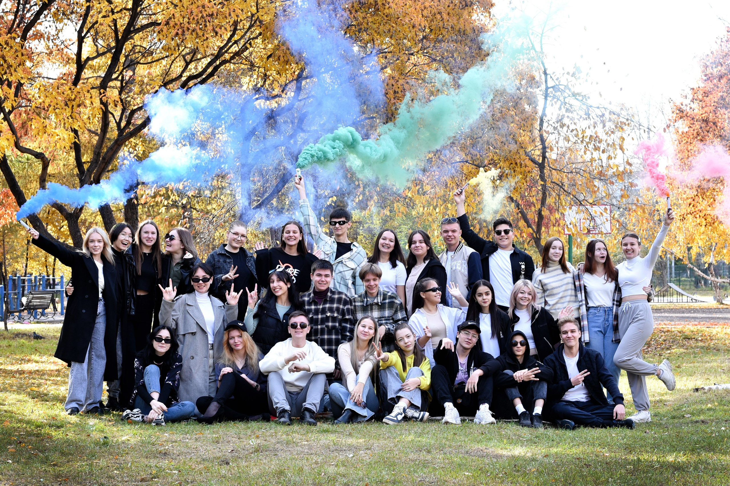 ФОТОСЕССИЯ В ПАРКЕ осень. Школьный фотограф ЛАРИСА МАТВЕЕНКО