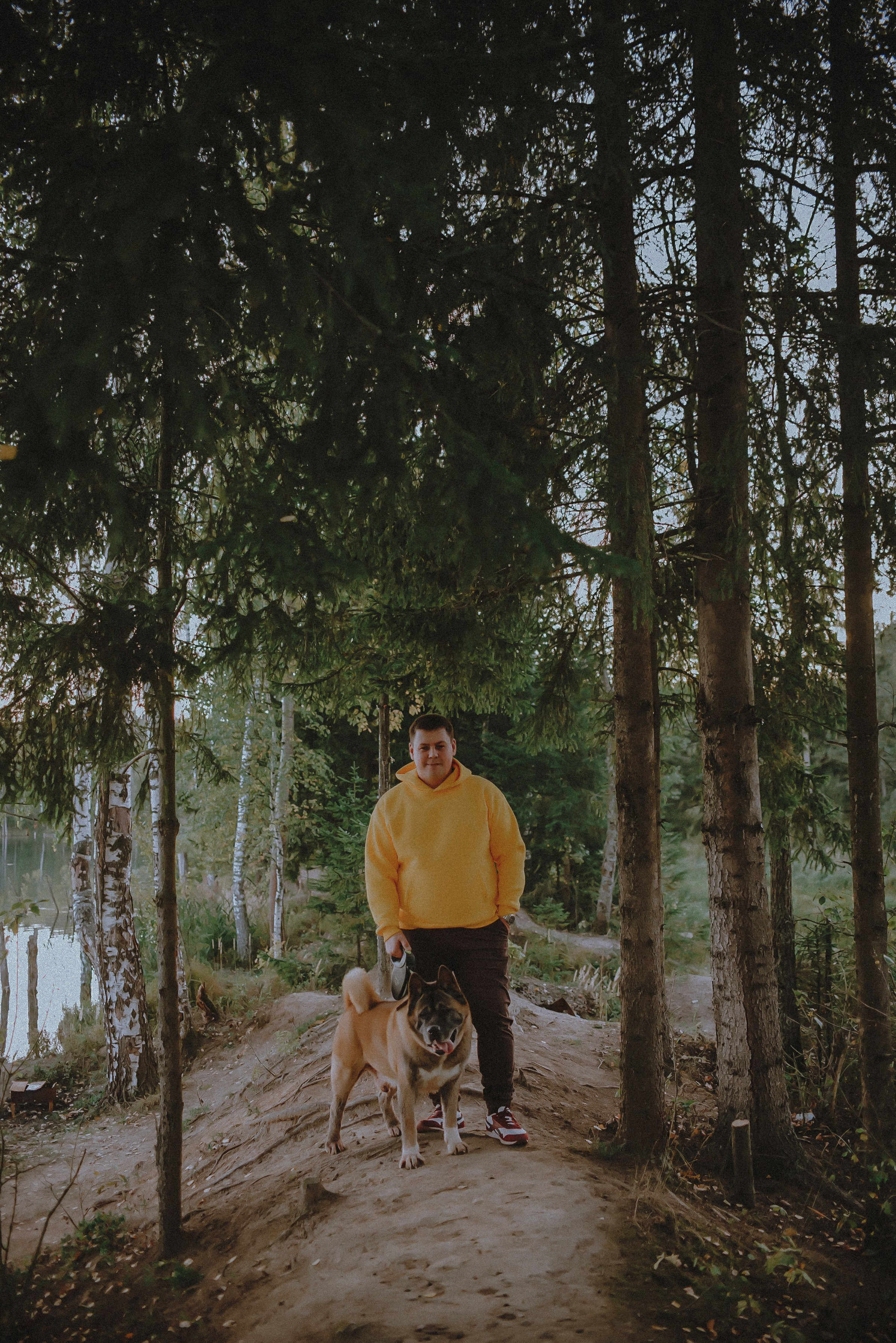 Озеро в лесу. Свадебный и семейный фотограф в Москве Сажина Кристина КиМ. Свадебный оператор в Москве Сажин Максим