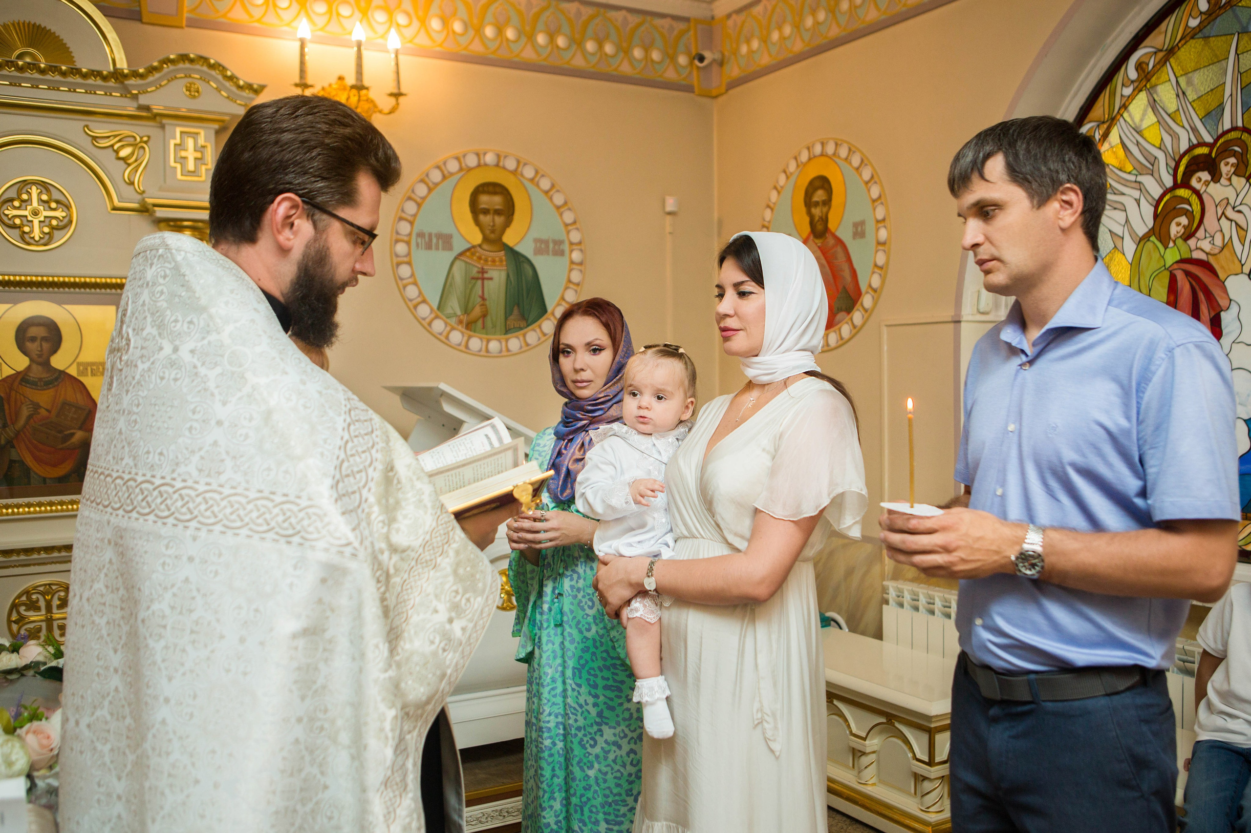 Крещение Дарьи. Храм в честь иконы Божией Матери Целительница. Свадебный семейный и детский фотограф в Краснодаре Карина Федоровская