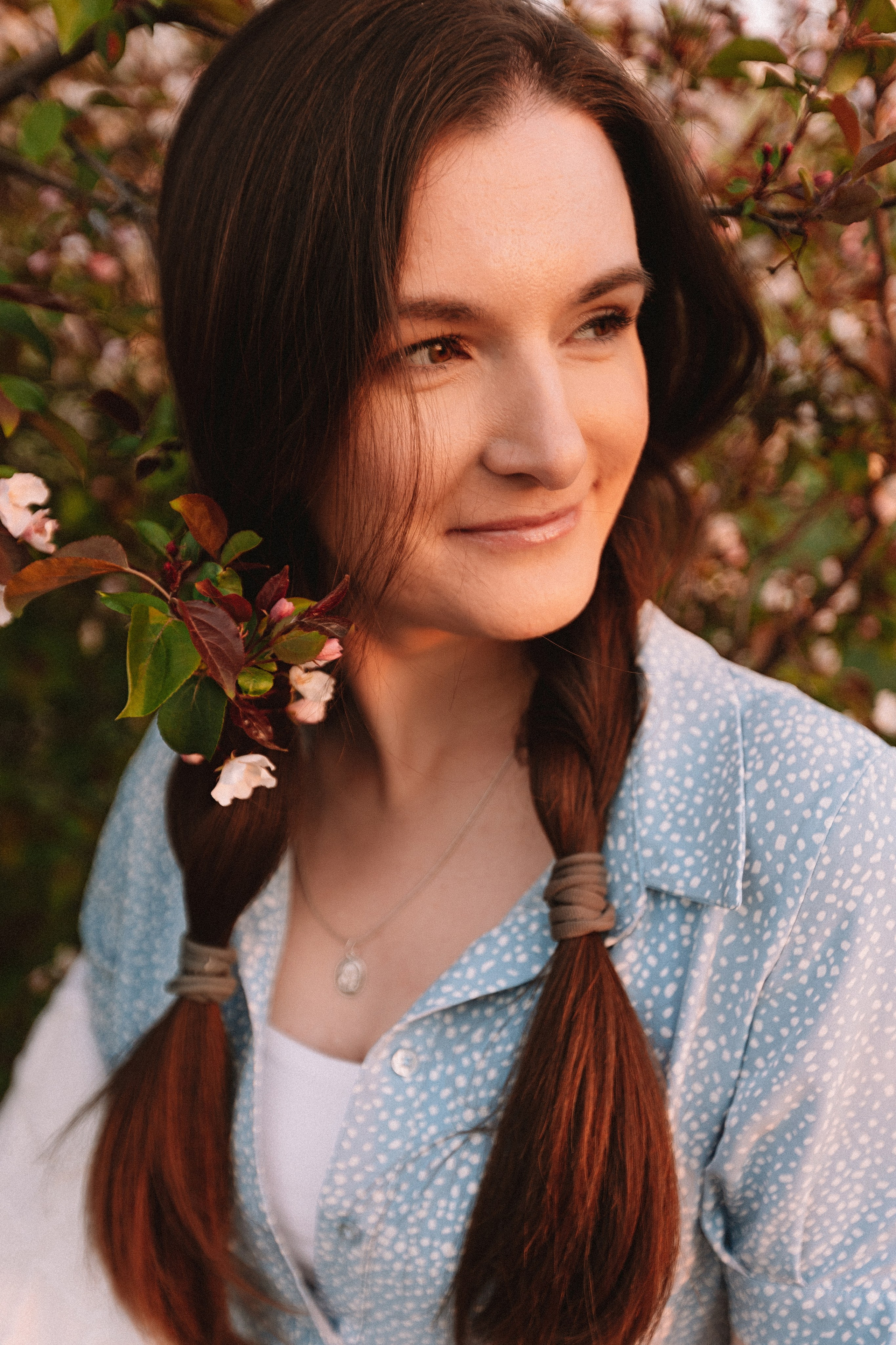 Яблони. Семейный фотограф Тюмень, фотограф на роды Салмина Мария