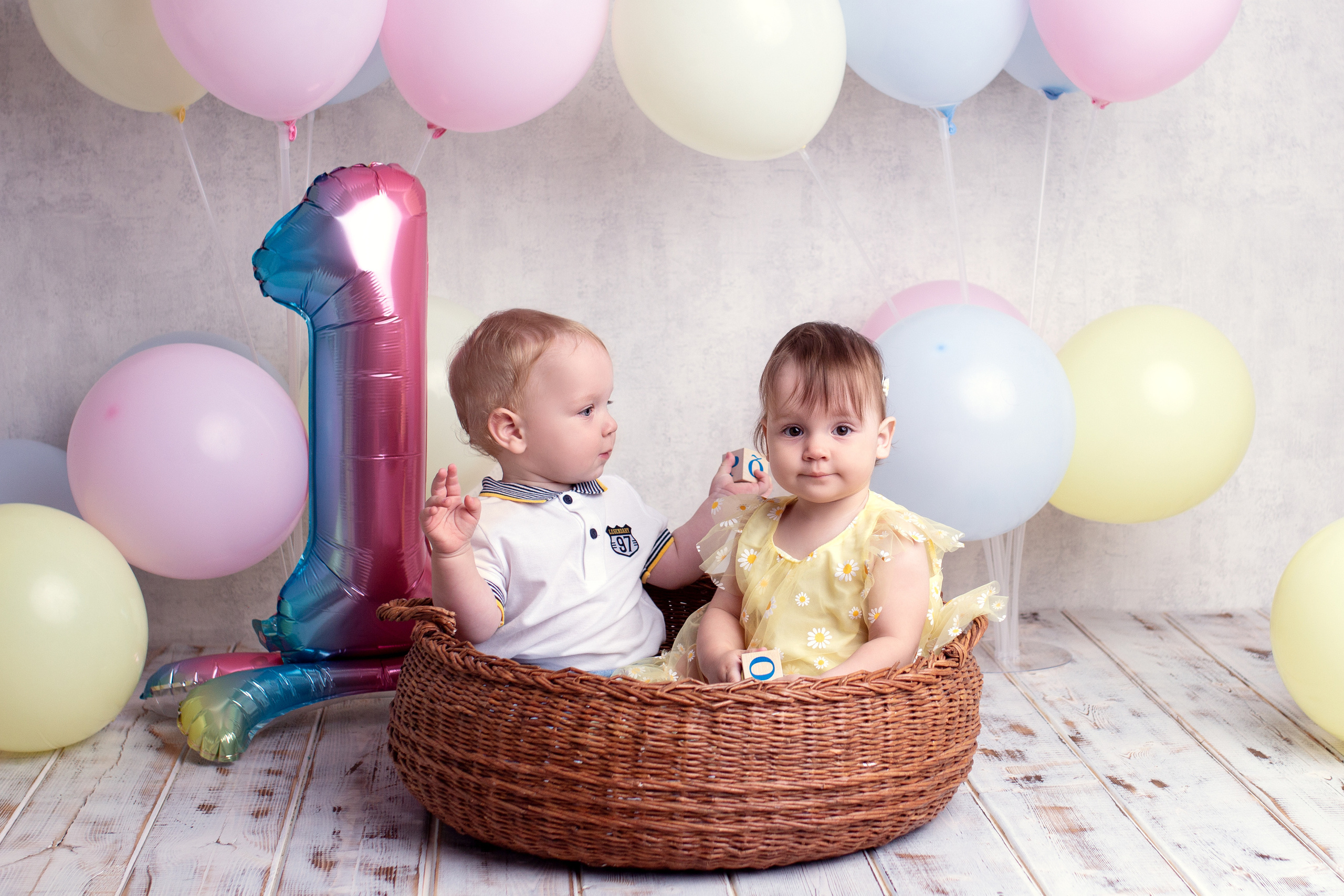 Максим и Алиса. Фотограф новорожденных в Барнауле Русакова Анастасия