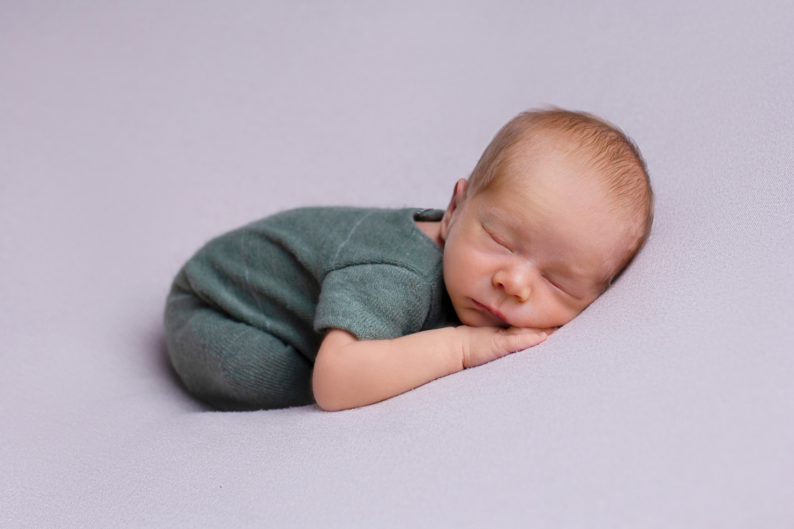 Матвей 8 дней (пакет максима). Фотограф новорожденных в Барнауле Русакова Анастасия