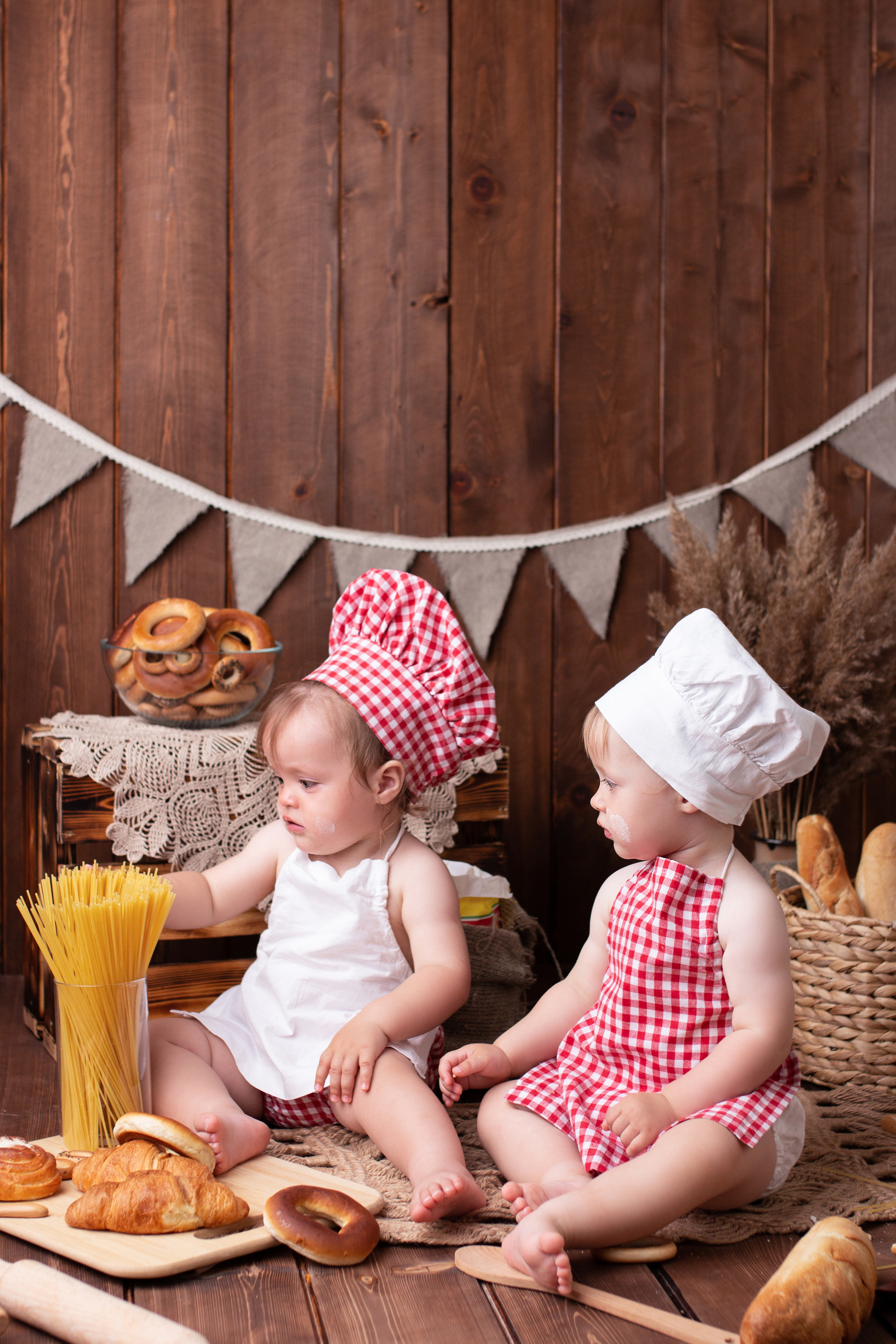 Диана и Яна. Фотограф новорожденных в Барнауле Русакова Анастасия