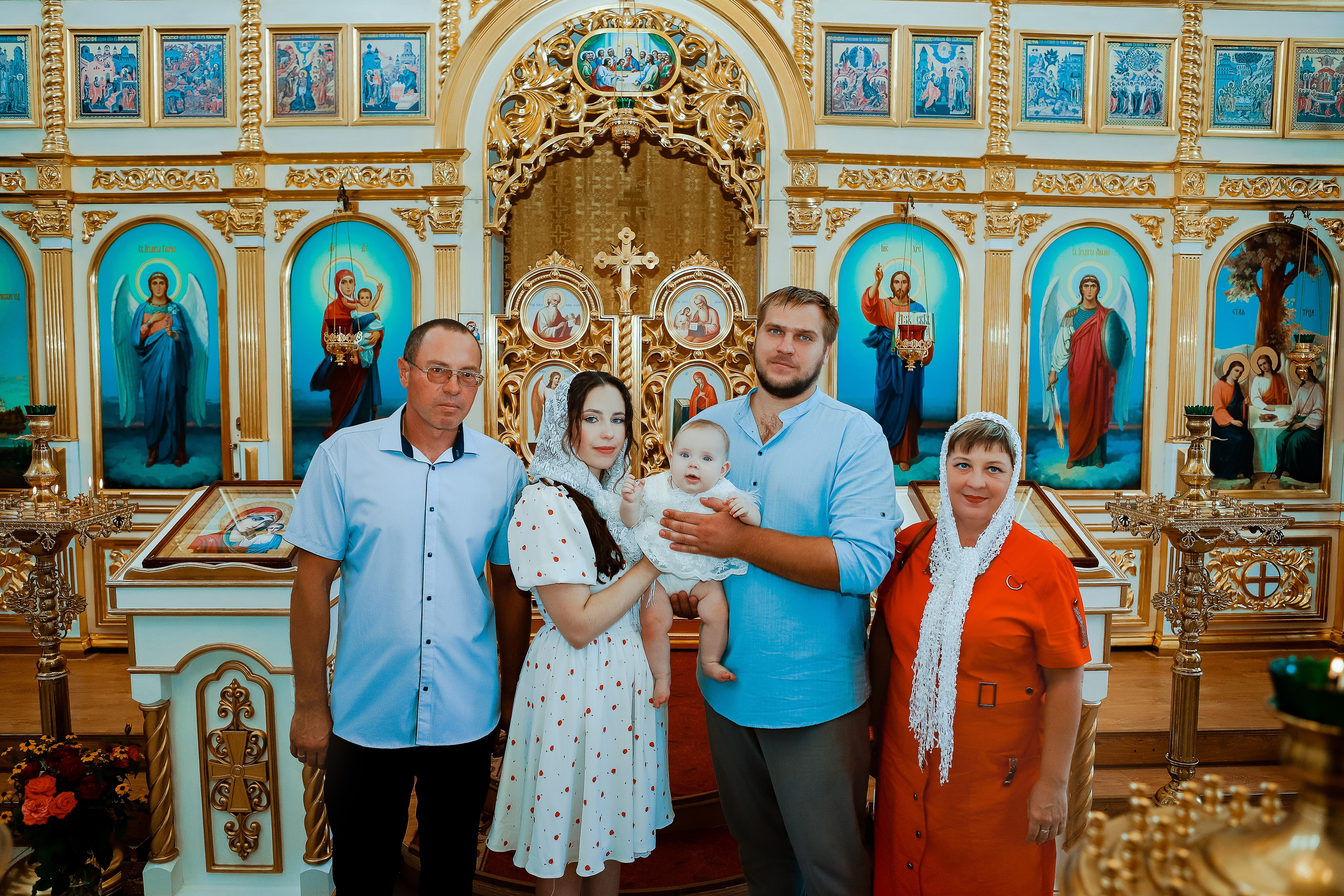 Таинство Крещения Отца и Дочери. Свадебный фотограф Евгения Фролова г. Каменск-Шахтинский, Донецк, Ростов