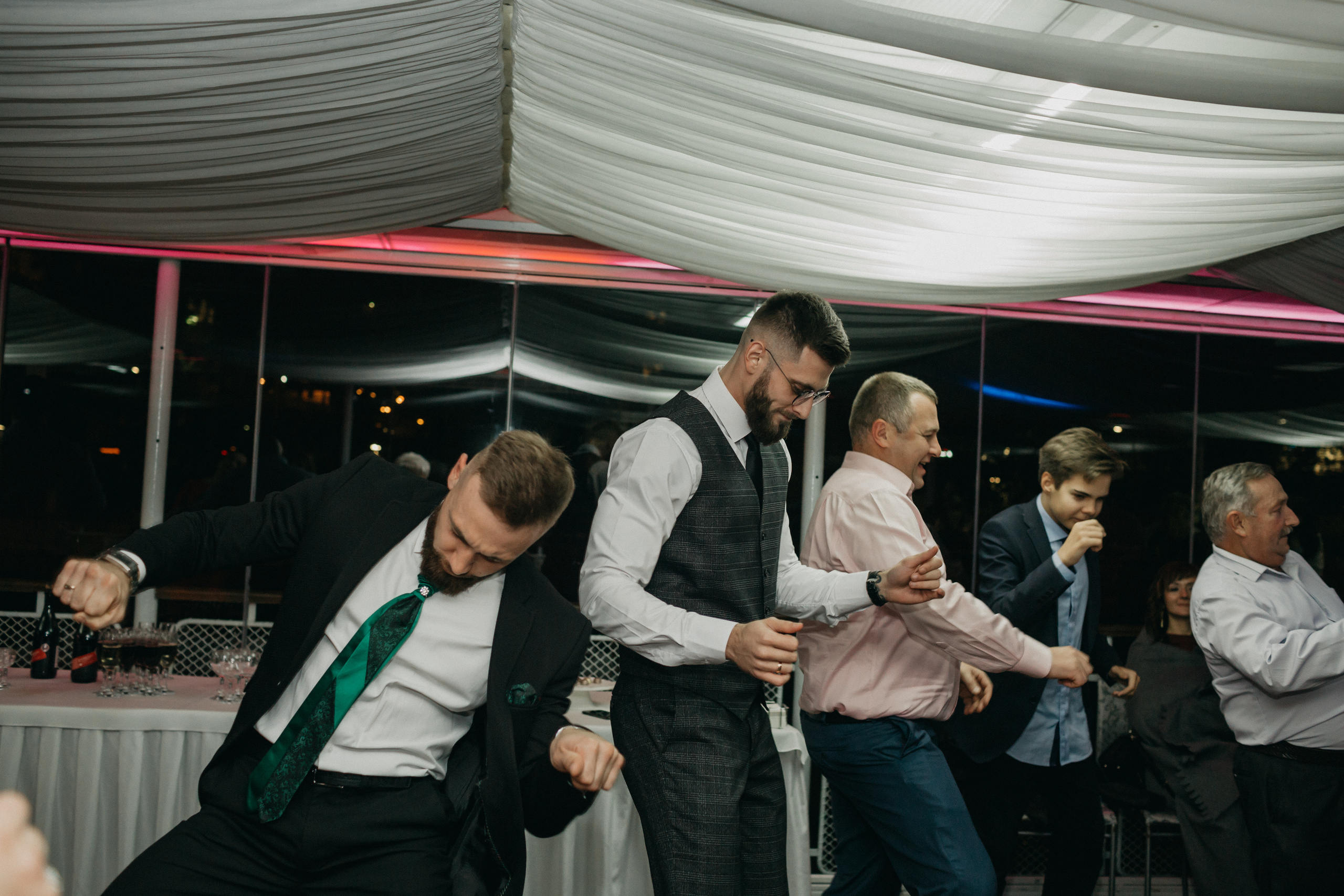 Дима и Кристина. Ведущий на свадьбу в Москве Зубков Алексей