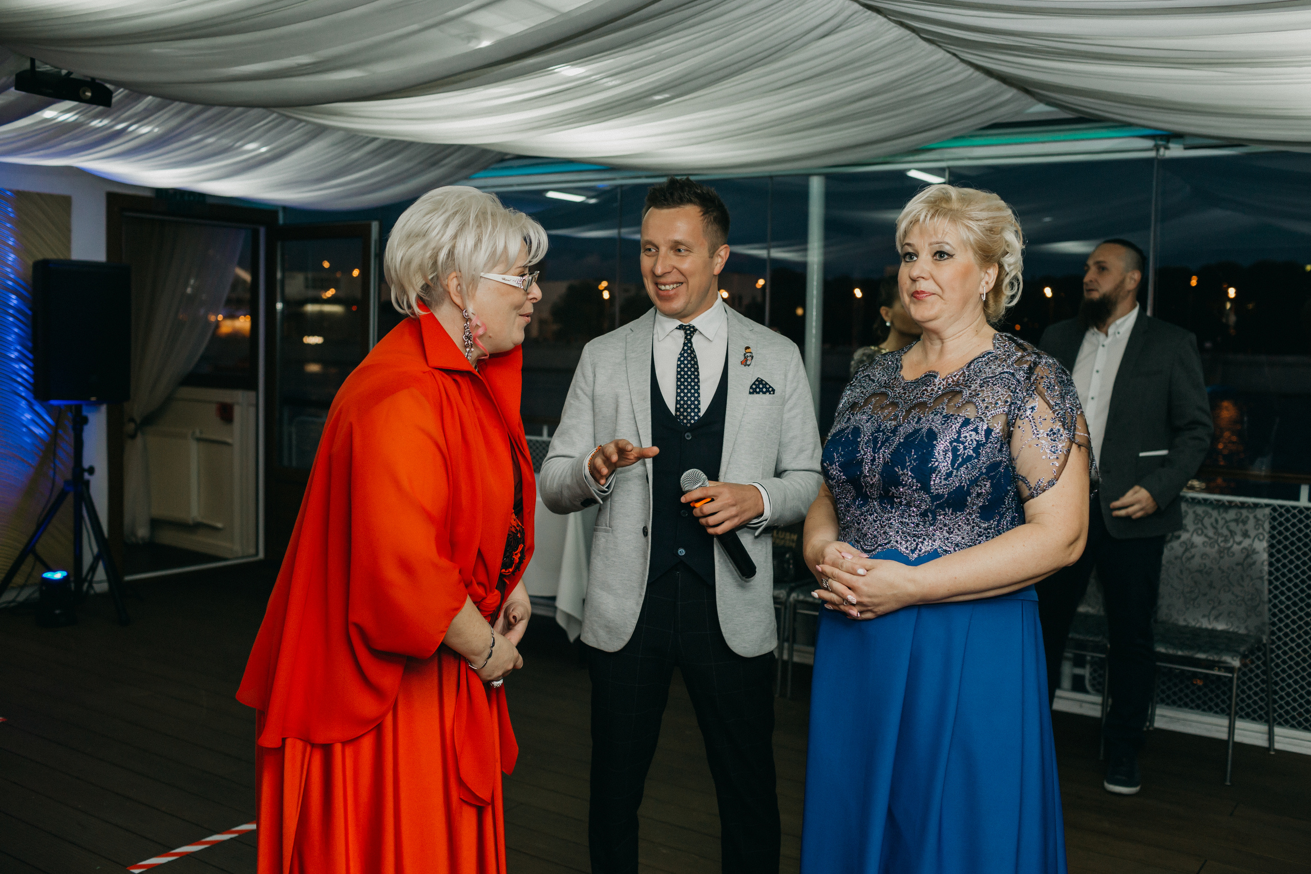 Дима и Кристина. Ведущий на свадьбу в Москве Зубков Алексей