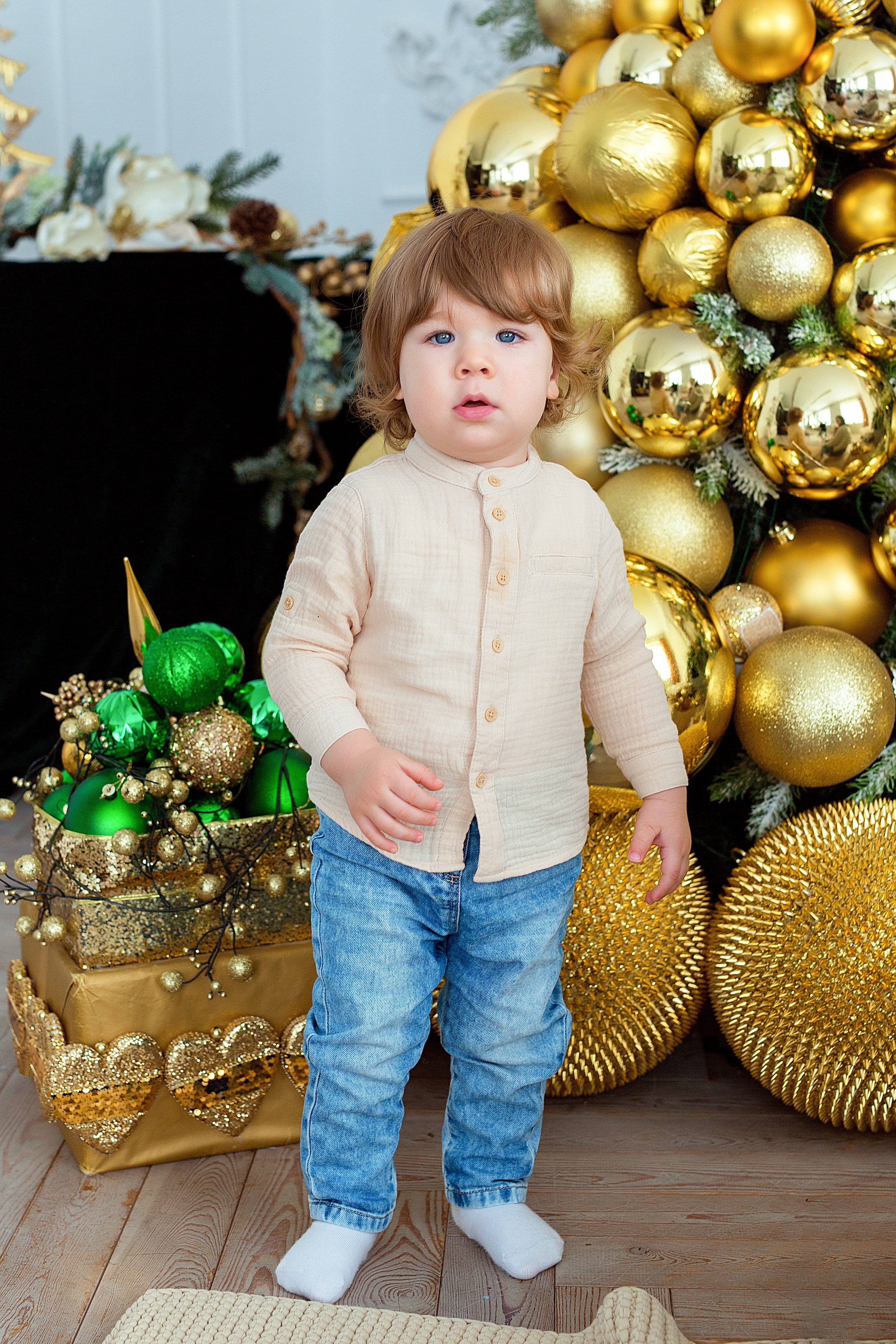 Ольга с детками в новый год. Людмила Далидович топовый семейный фотограф Находка/Владивосток