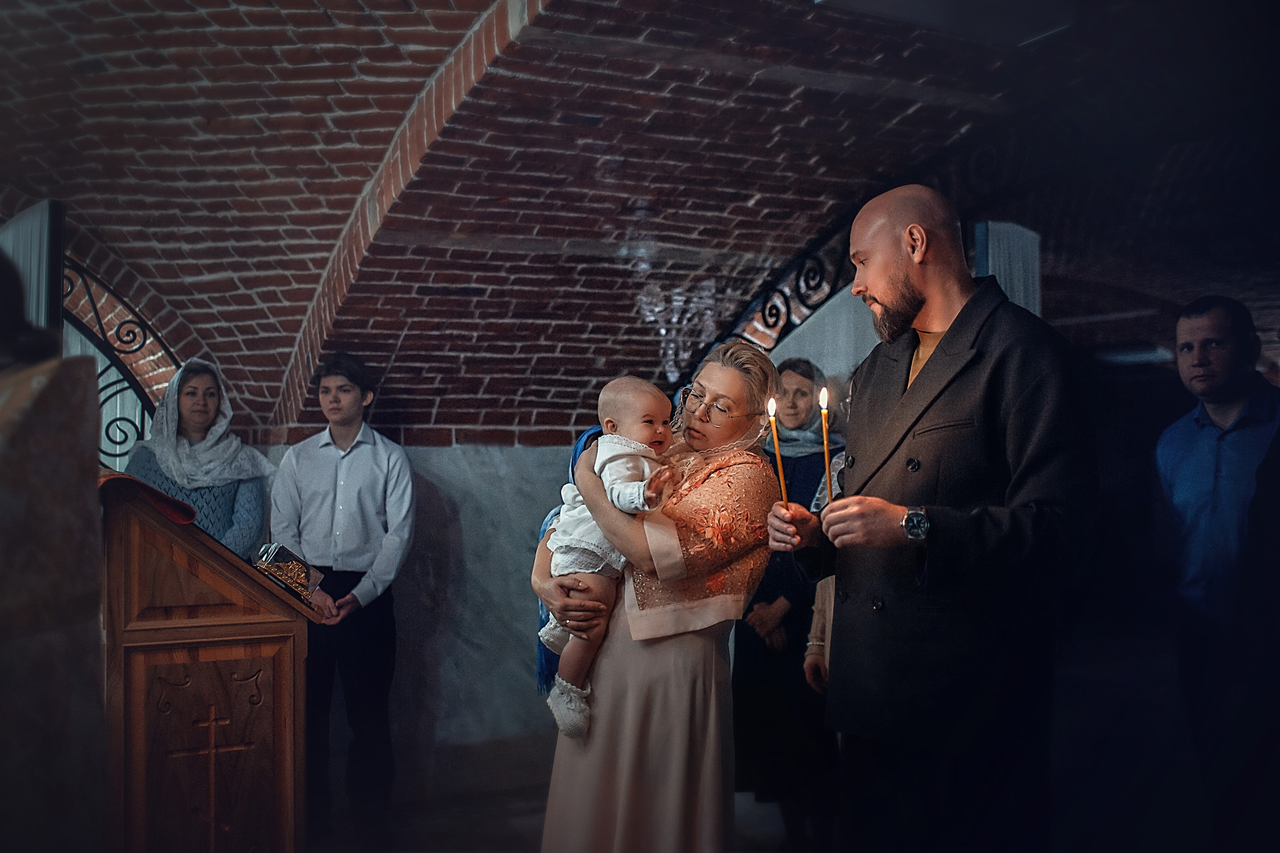 Крещение Вареньки_Храм Святой Троицы. Семейный фотограф в Санкт-Петербурге