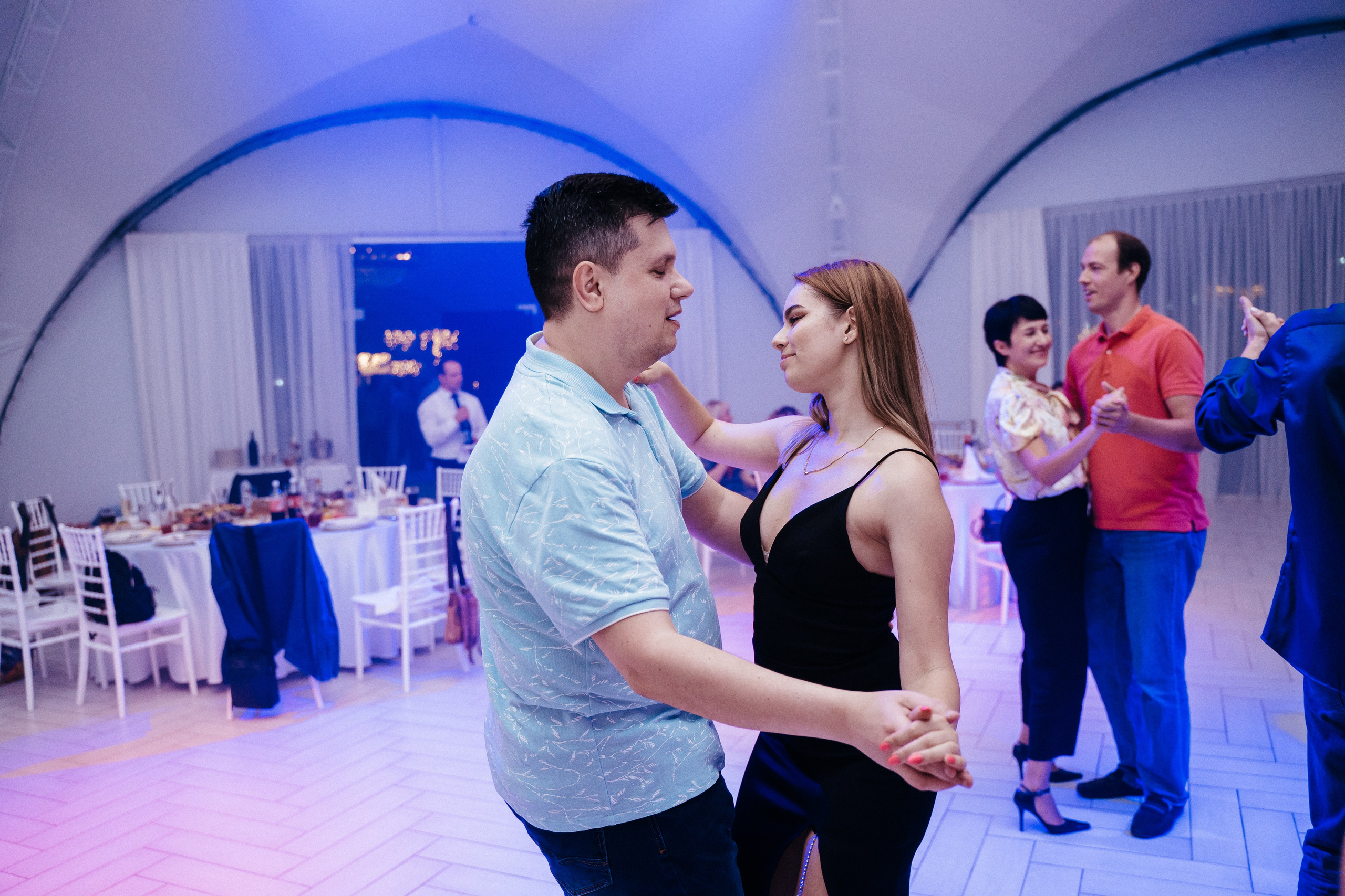 Ави Центр. Свадебный фотограф в Симферополе