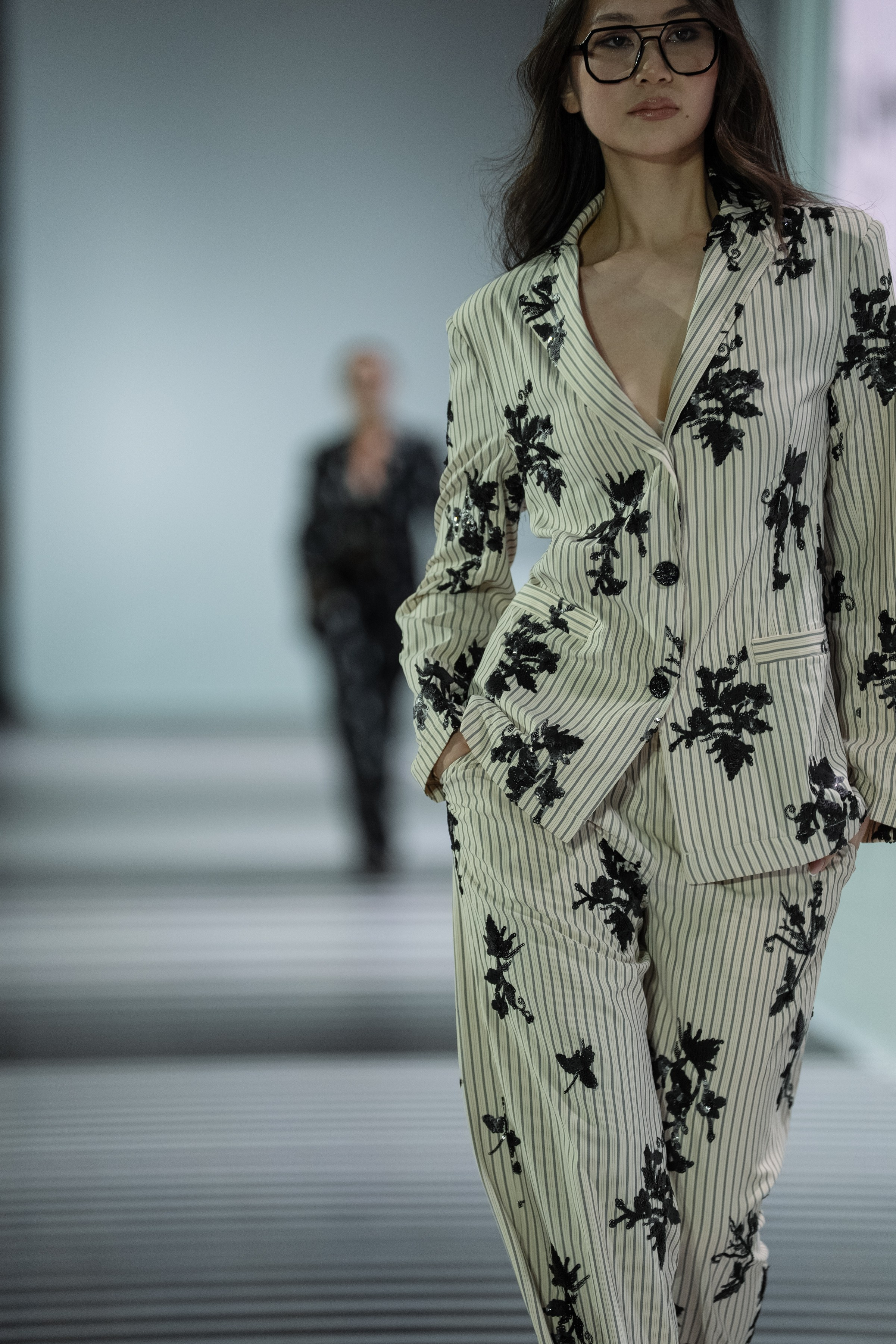 Designer LEILA KHANUM. Сайт Алматинского НЮ АРТ, будуар и фэшн фотографа Дениса Карпенко