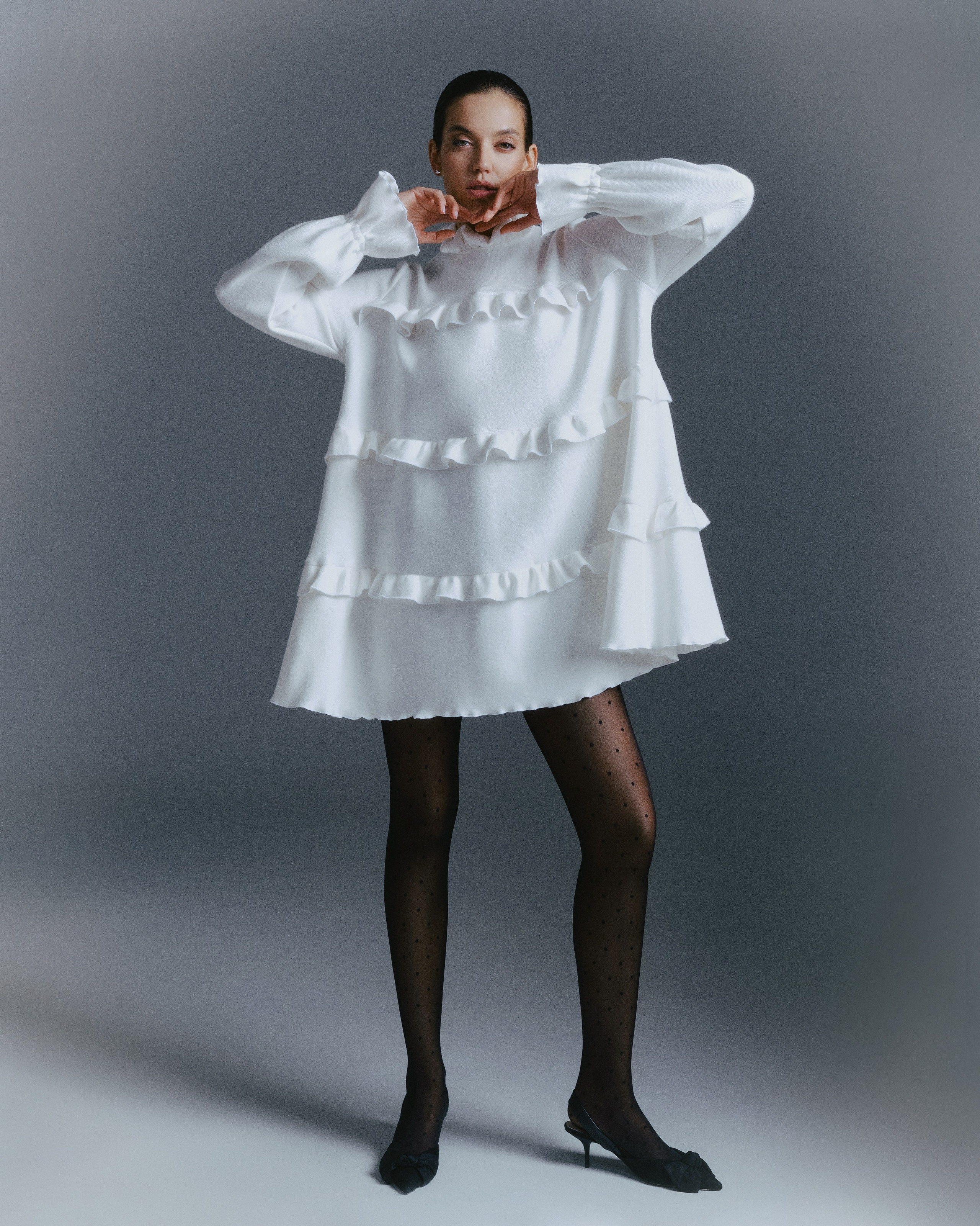BELOE ZOLOTO NEW YEAR'24 LOOKBOOK. Фотограф Александра Емельянова