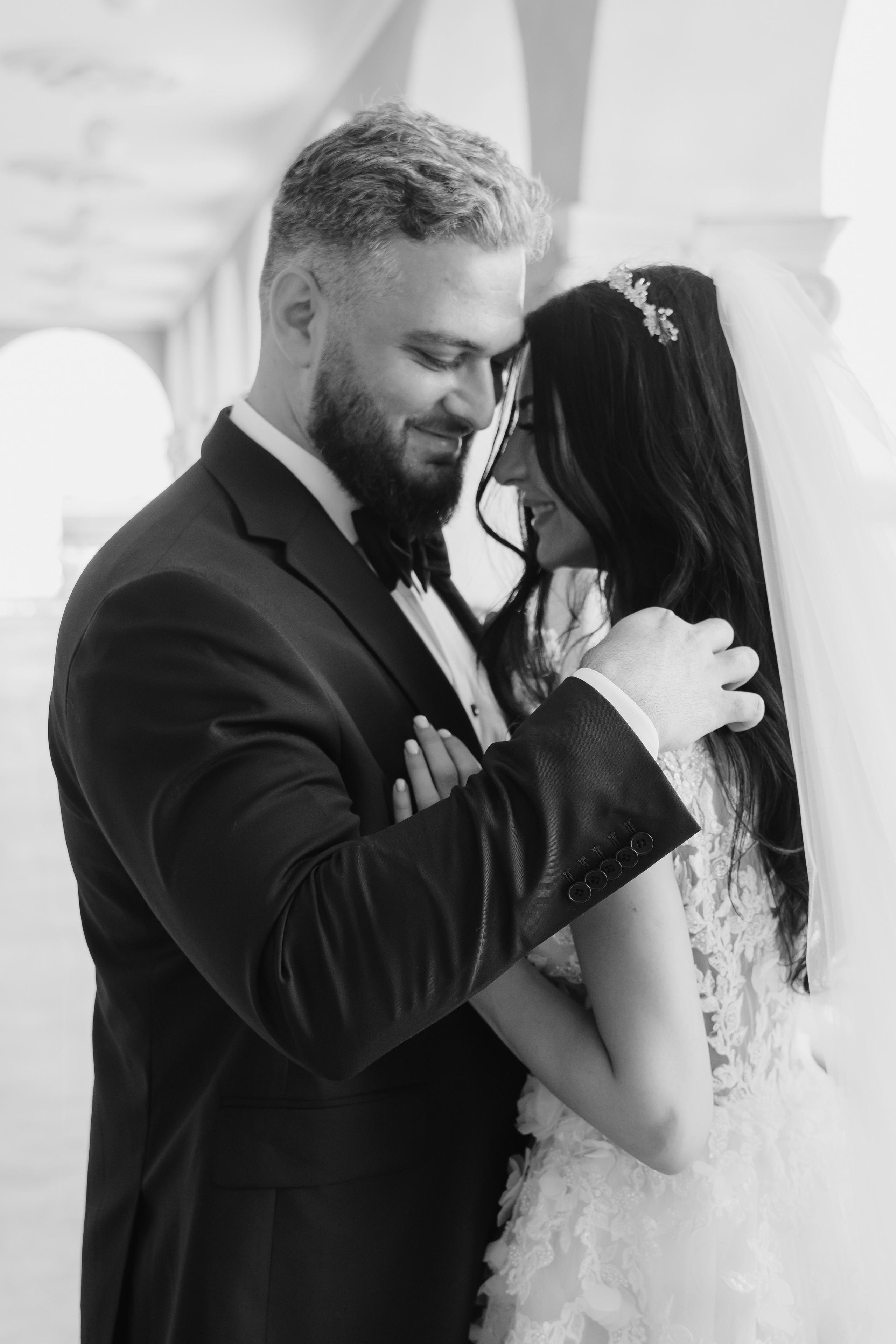 Артем и Лусине. Свадебный фотограф Красноярск Вязьминова Мария