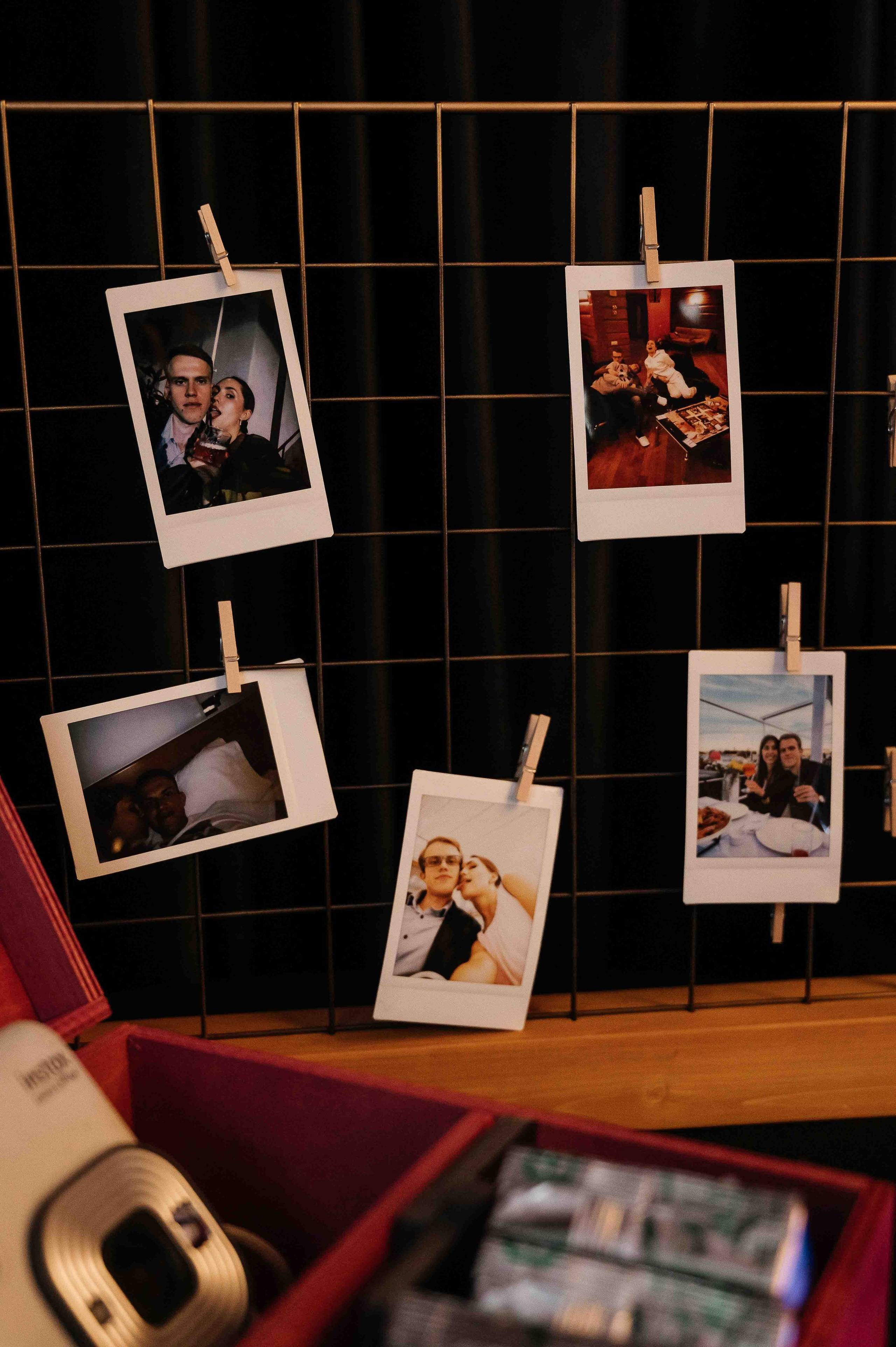 Утро невесты в гостинице. Свадебный и семейный фотограф в Котласе Никита Попов