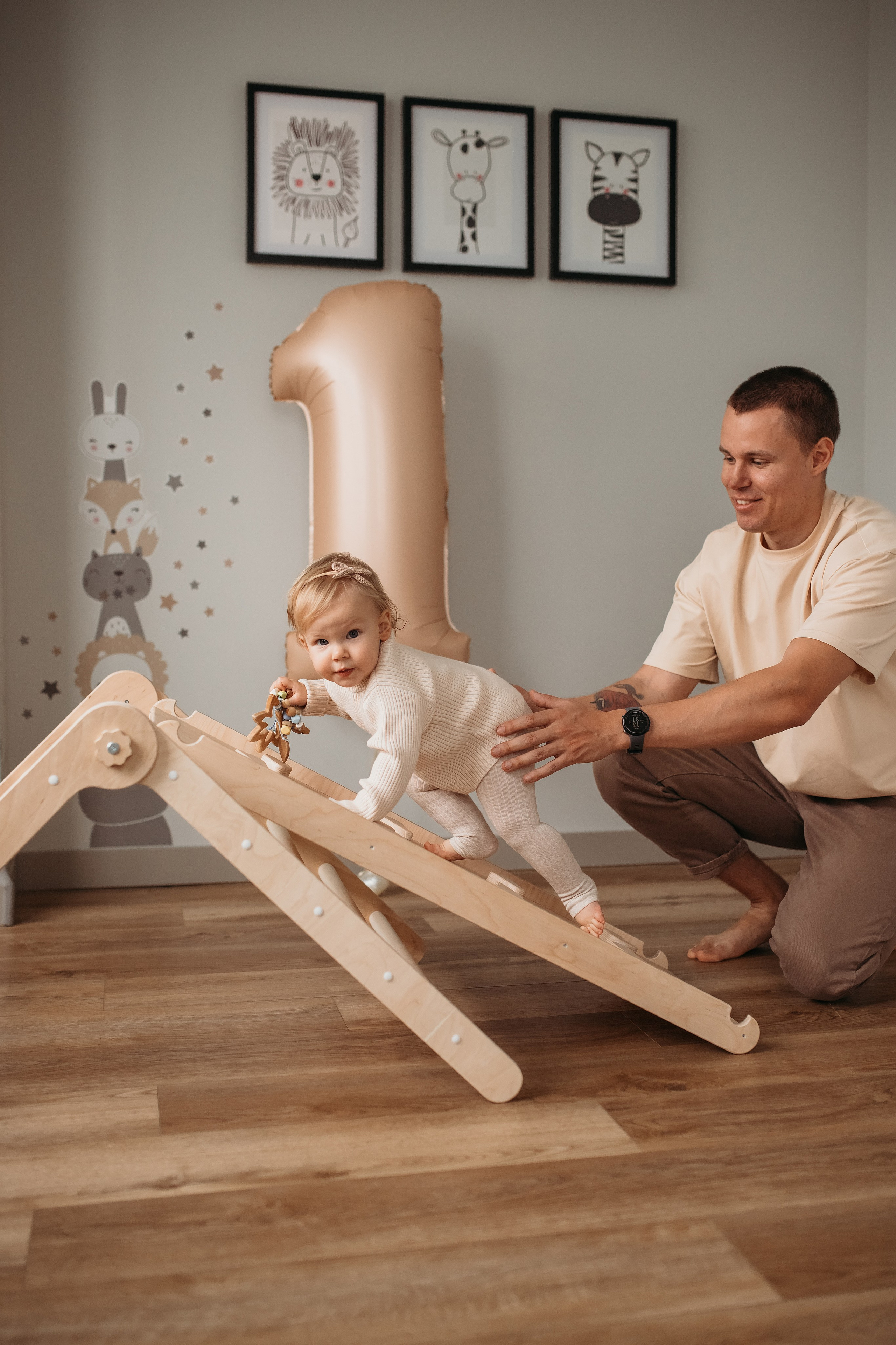 Ксюша (домашняя история). Семейный и детский фотограф Минск, Беларусь