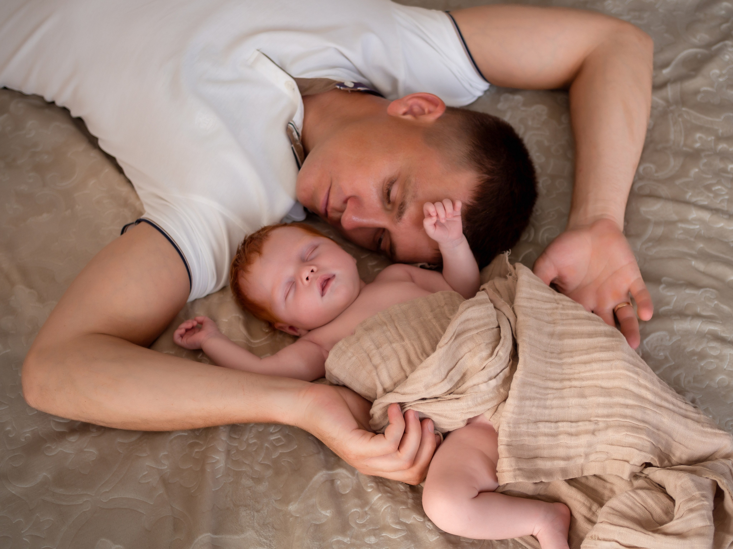 Семейная фотосессия у вас дома. Фотограф новорождённых в Перми и Култаево Анна Сажина