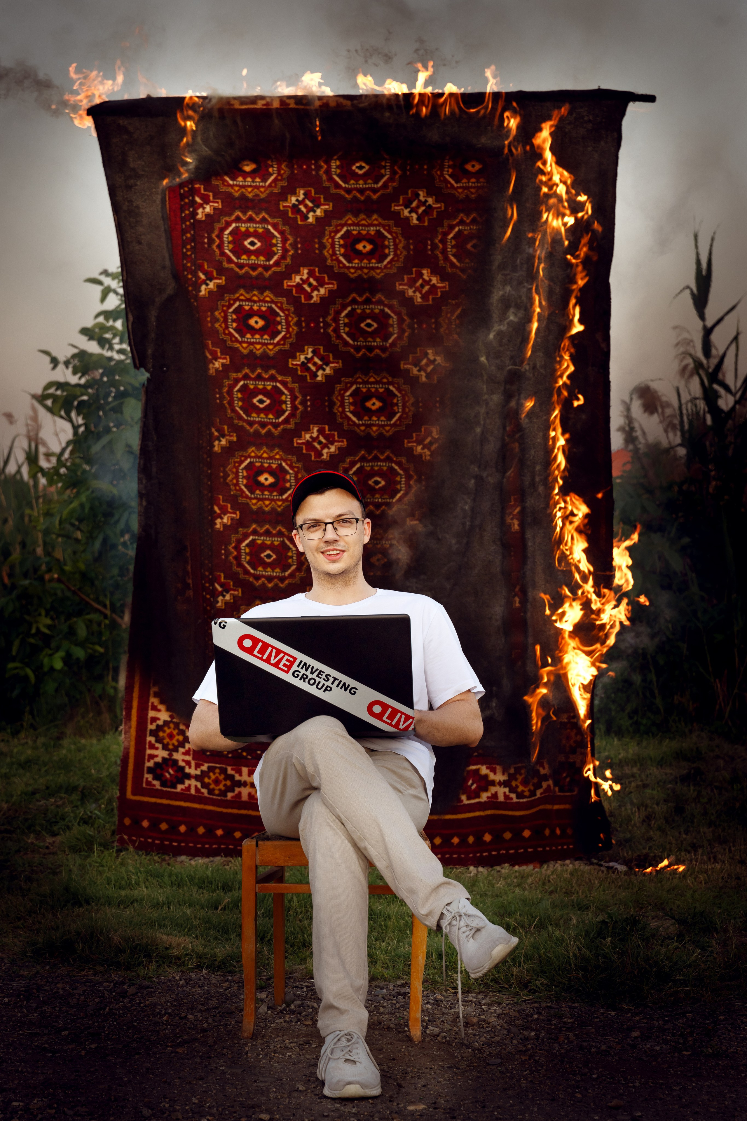 Ковровое огнище (огонь за спиной, а на душе покой). Главная