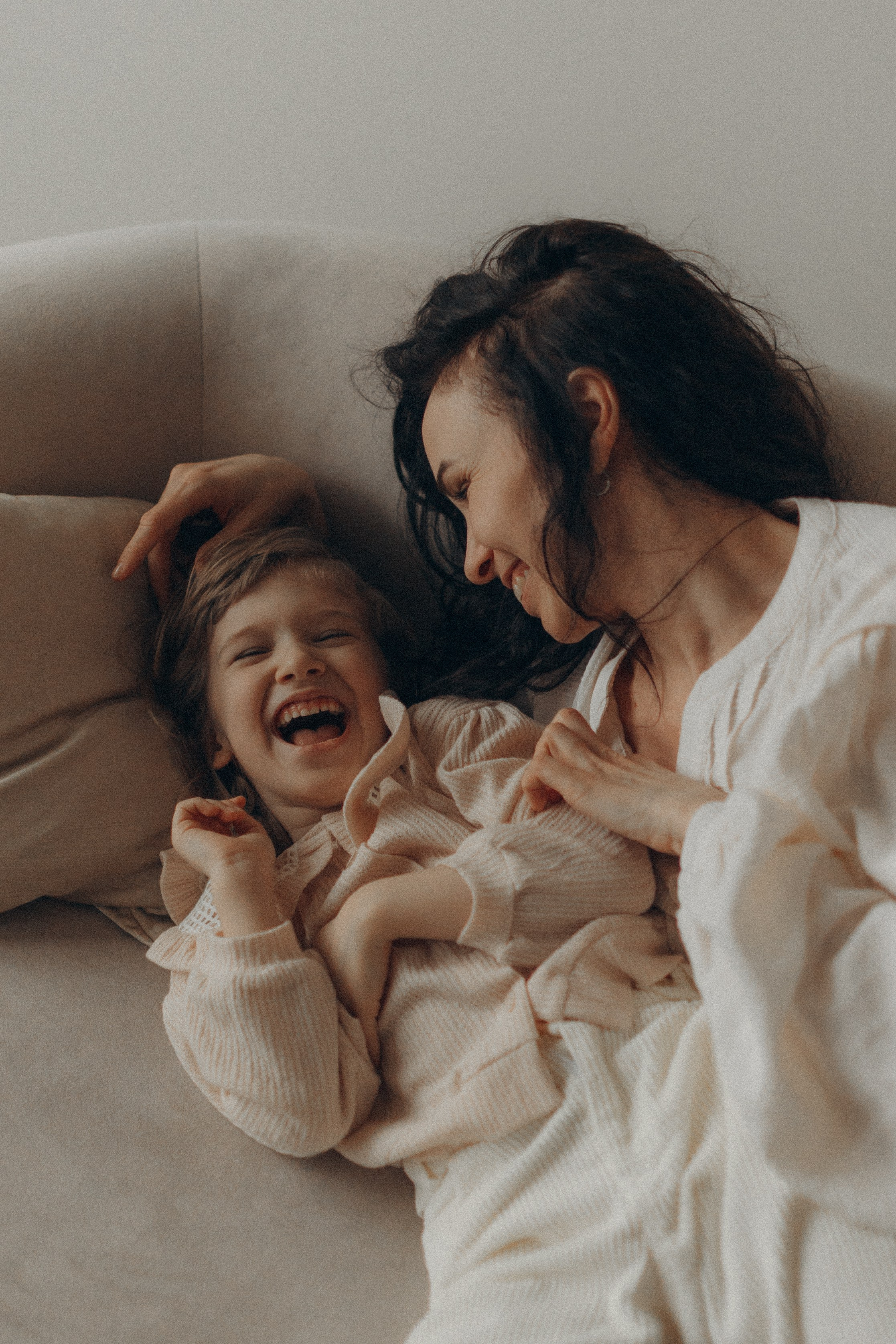 Оля и Ясна. Семейный фотограф Земскова Евгения