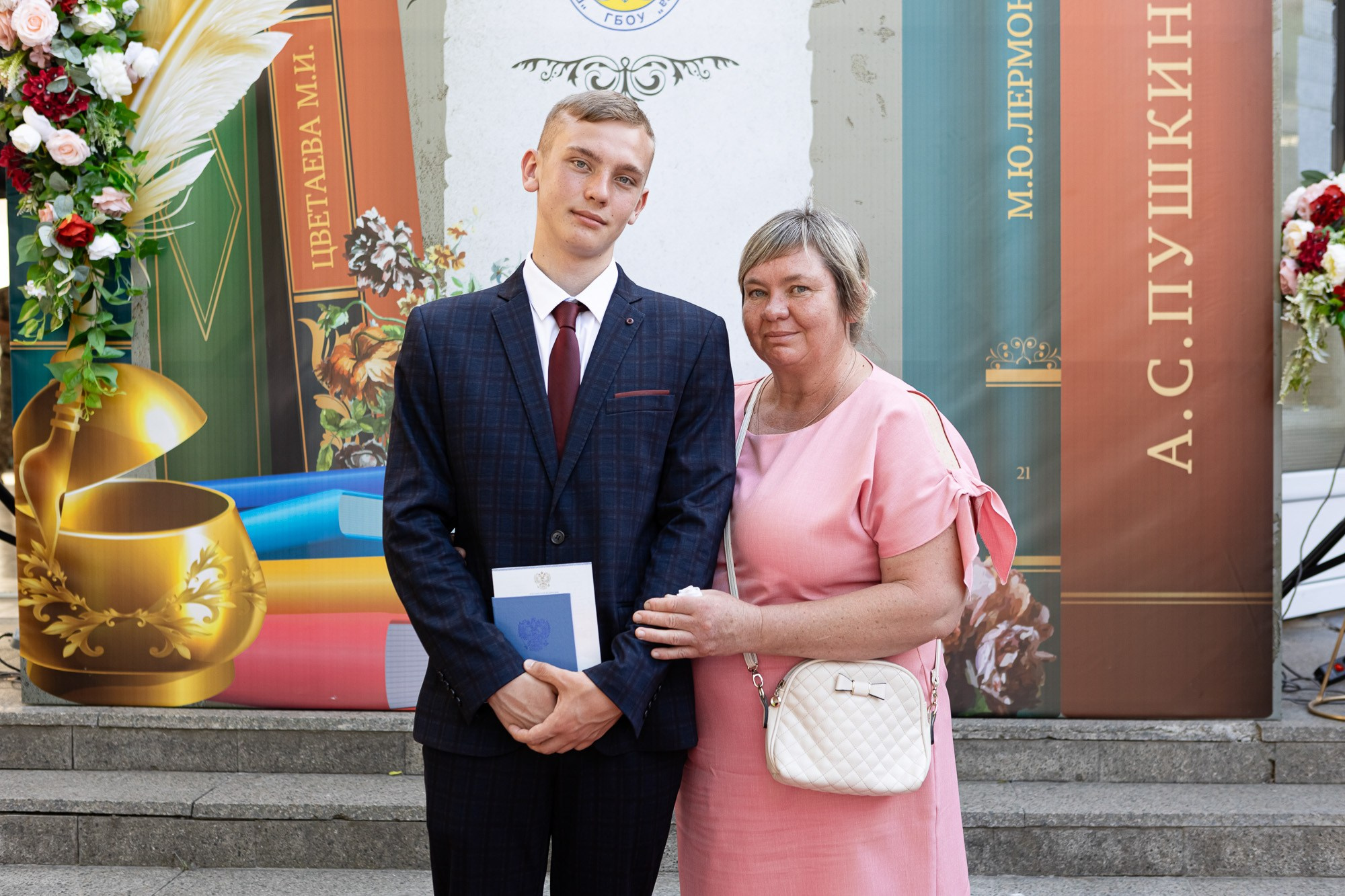 Фотосъёмка выпускного в школе. Свадебный фотограф, фотосъемка в Крыму, Севастополе, Симферополе, Ялте