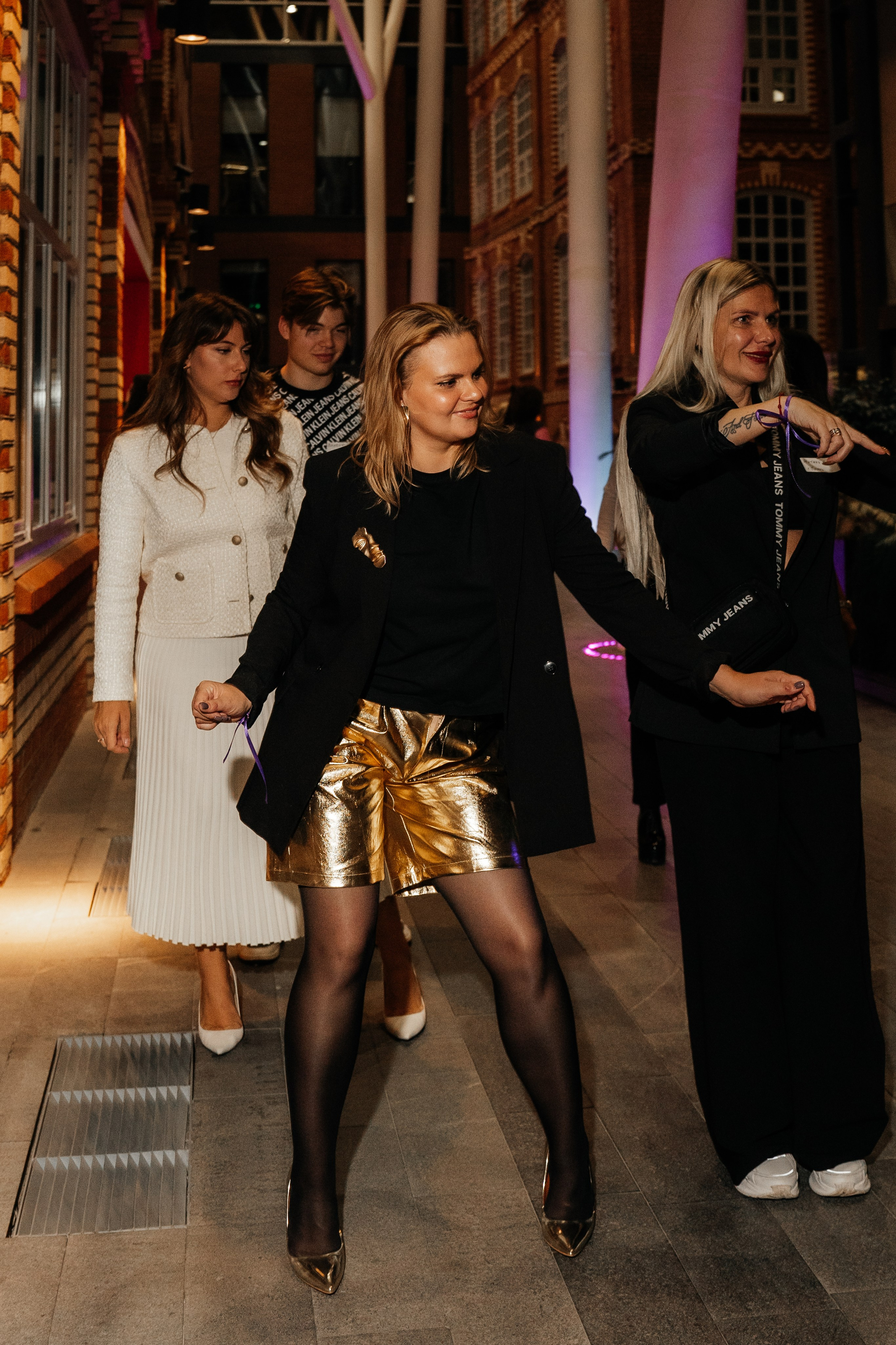 Юбилей клуба «ИНТУИЦИЯ». Семейный и репортажный фотограф в Москве Оксана Шилова