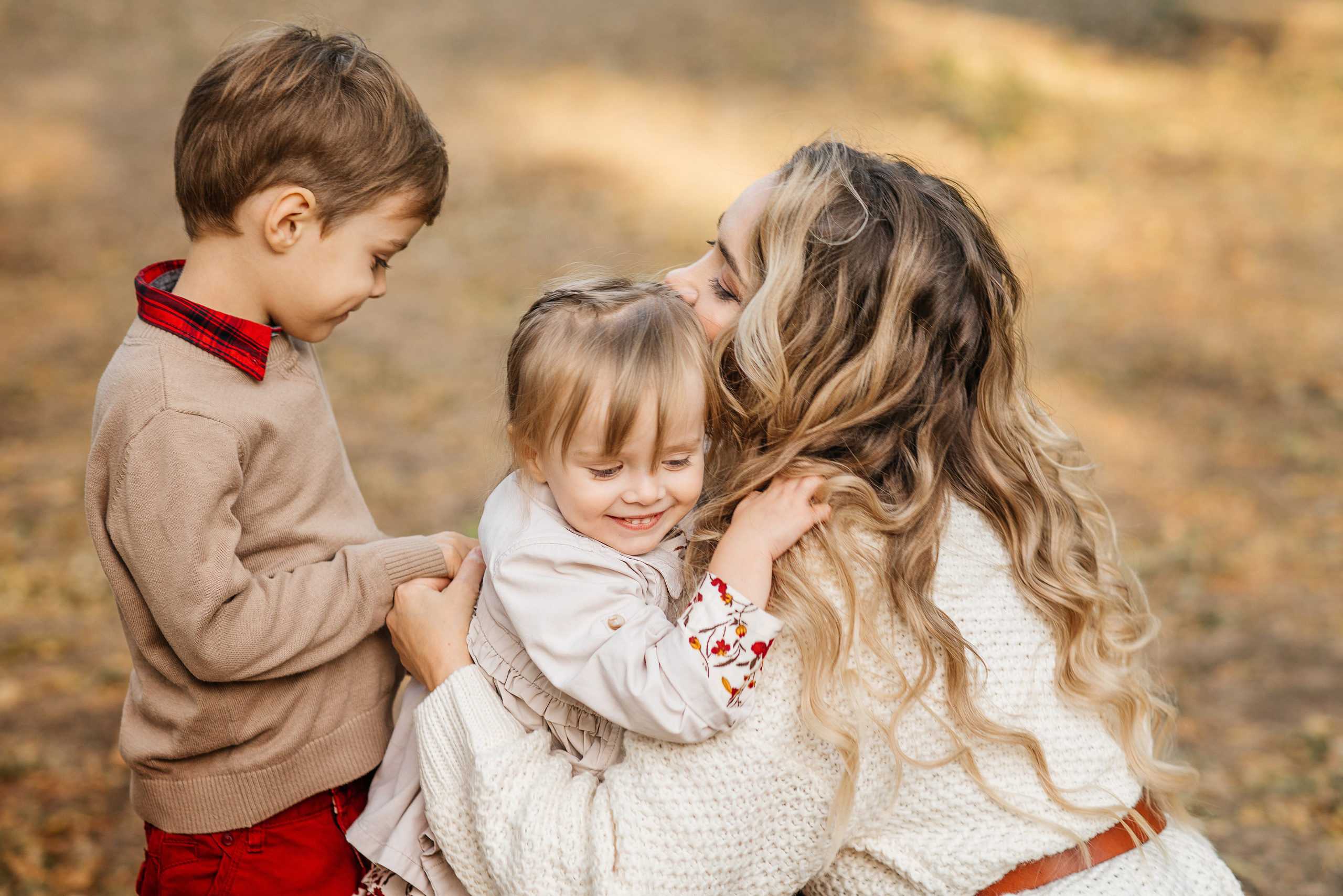 Осенняя прогулка семьи. Свадебный и семейный фотограф Надежда Соловьева