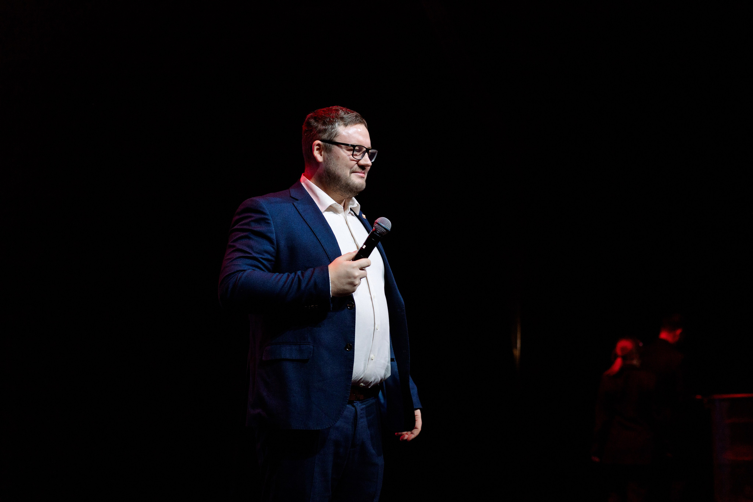 РЕПОРТАЖ: НОВЫЙ ГОД В ДК МЕТАЛЛУРГ. Профессиональный фотограф в Ижевске Леша Петров