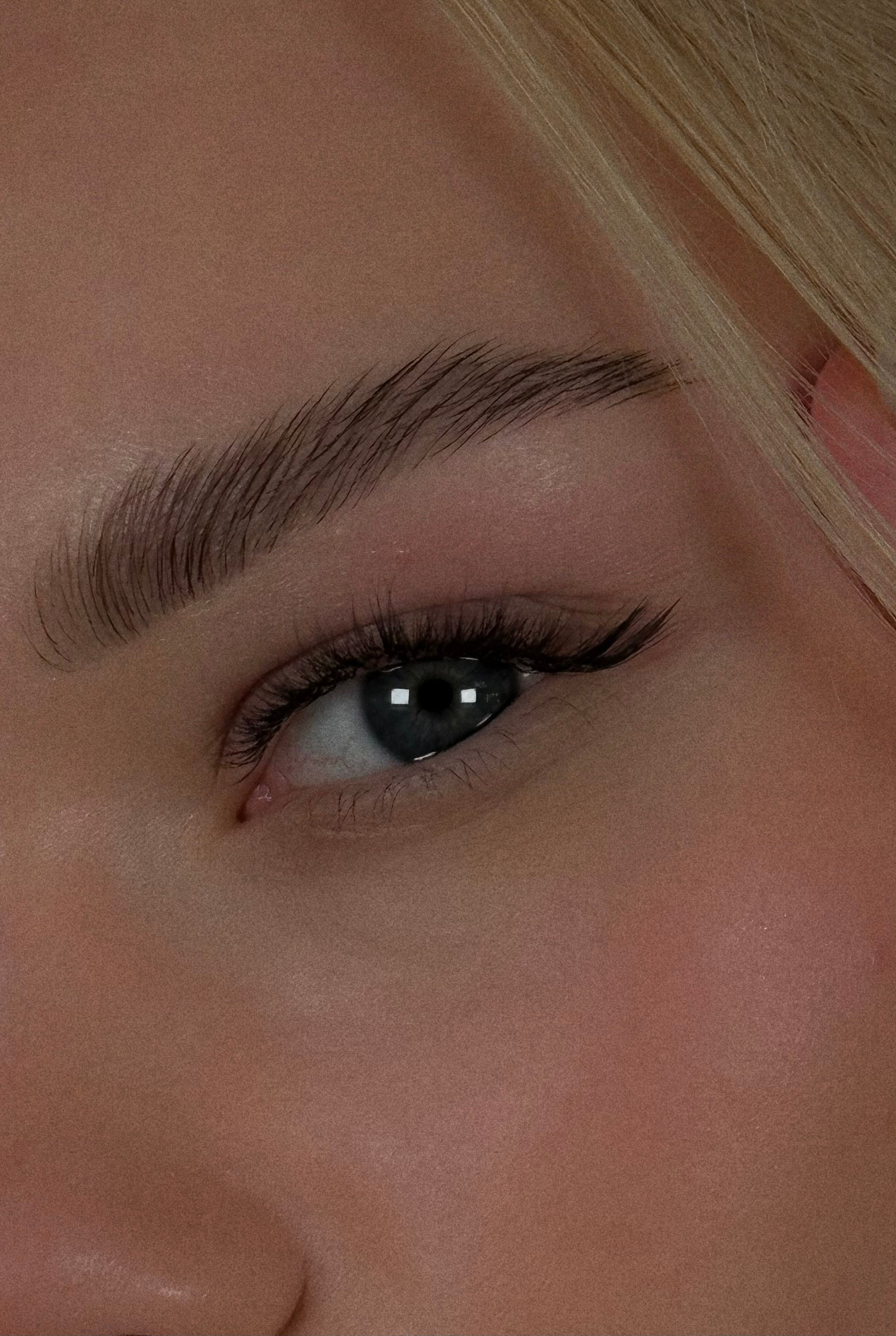 Ресницы. Студия визажистов, стилистов по прическам, бровистов и мастеров по ресницам