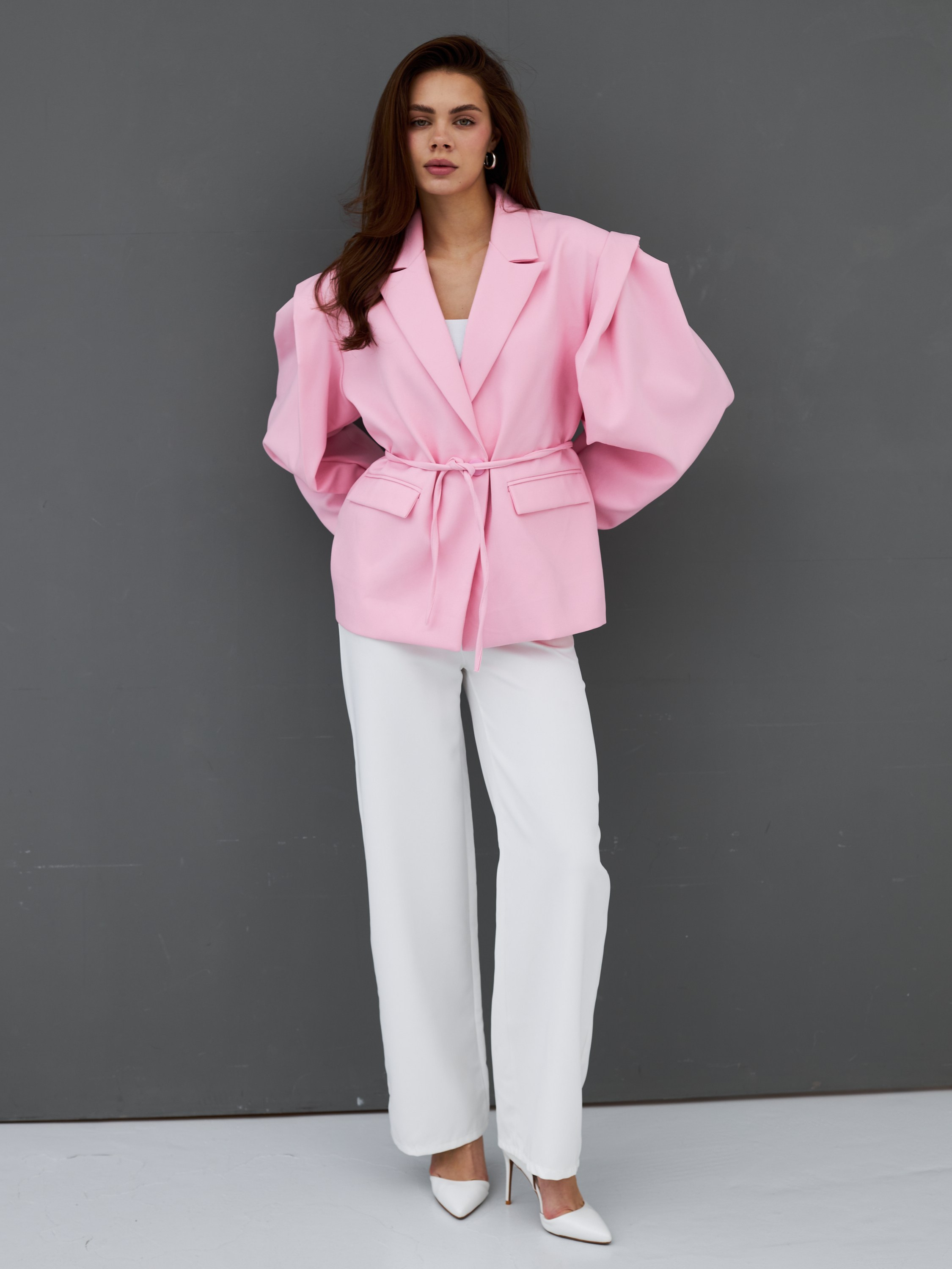 Фотосъемка костюмов брюк Екатеринбург для Wildberries ВБ Ozon Озон фотосессия одежды Екб заказать цена товара для маркетплейс пиджаки. Фотограф Екатеринбург Анастасия Жерновская | Маркетплейсы и нейрофото