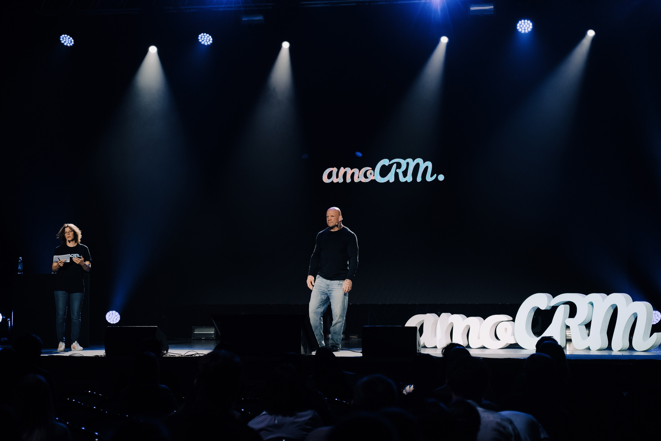 КОНФЕРЕНЦИЯ AMO CRM SIPUNI. Репортажный фотограф Зуев Роман г. Челябинск