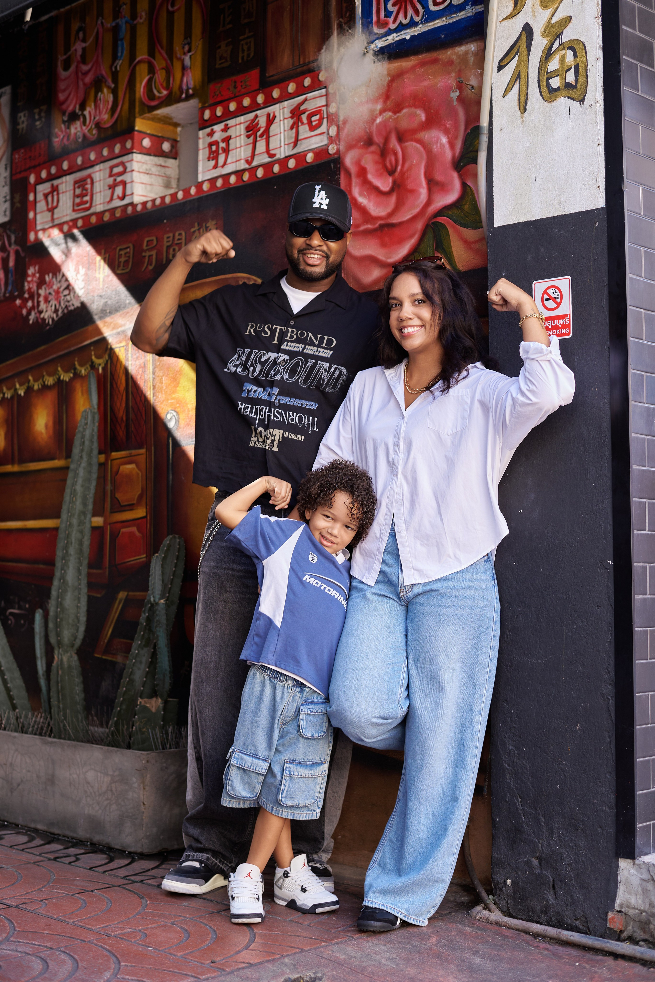 Morning in Chinatown. Photographer Bangkok — Pattaya | фотограф Бангкок — Паттайа