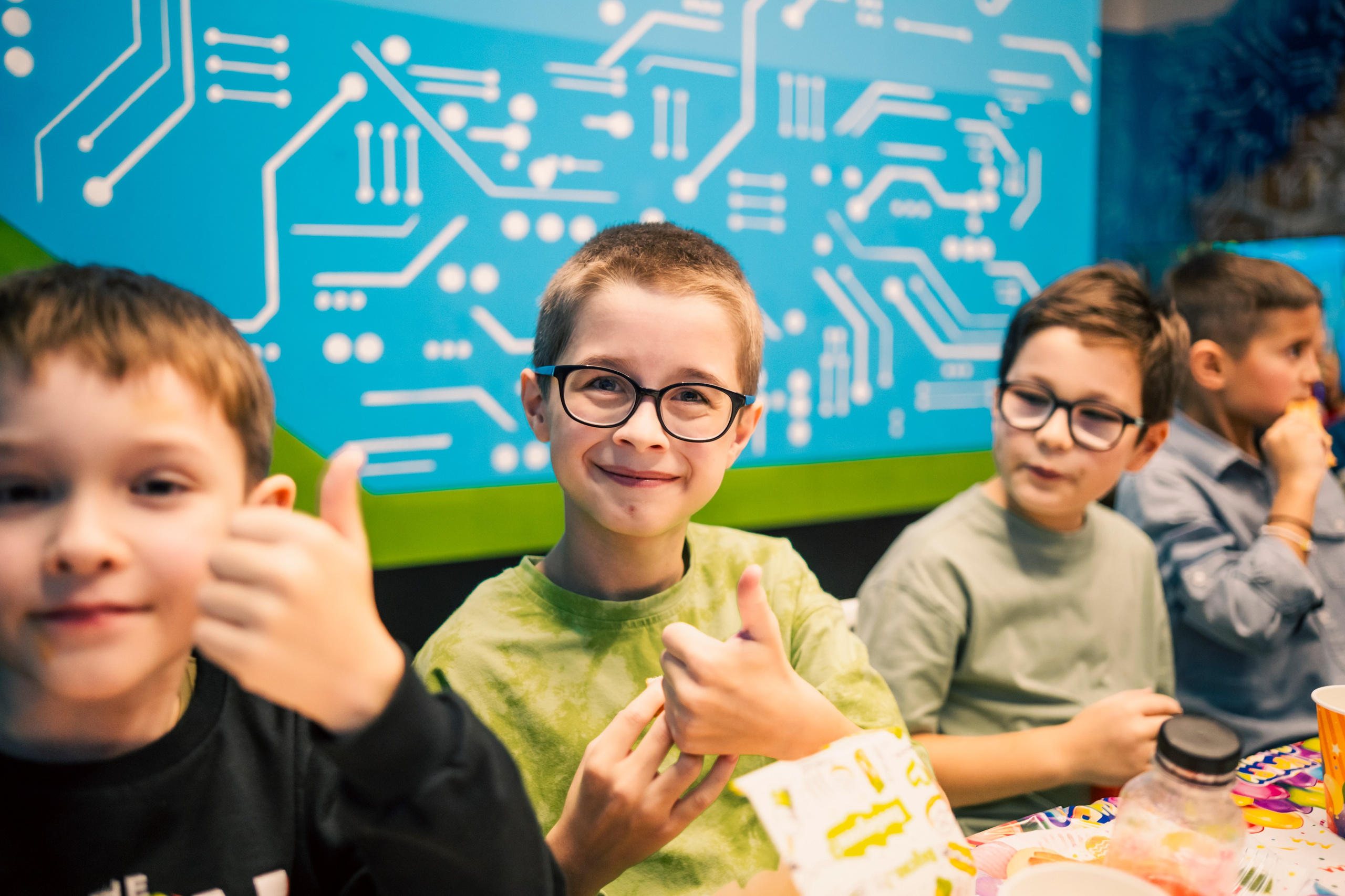 VR (September-October 2024). Felixtones