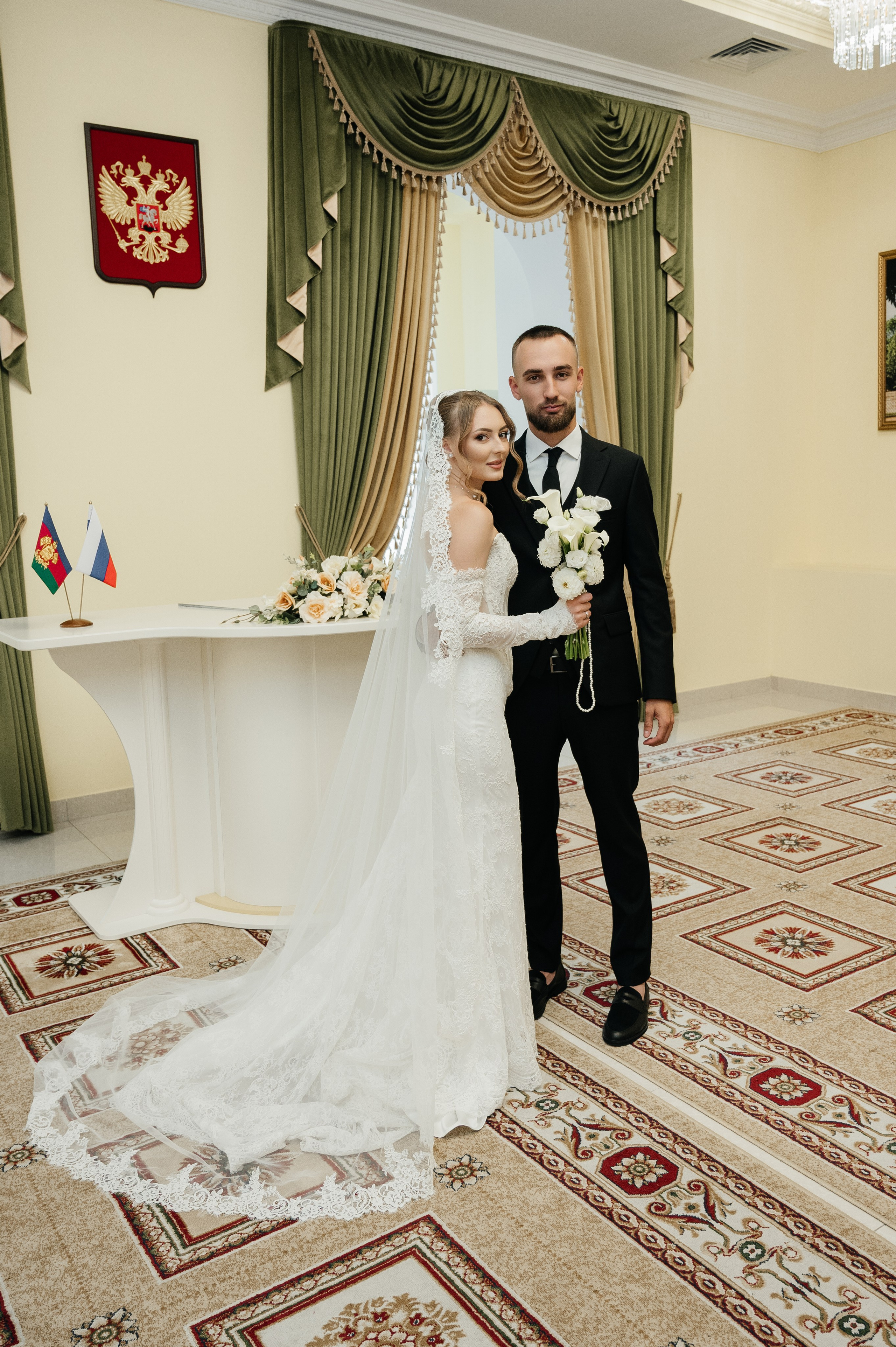 Виктор и Валерия (загс). Свадебный и семейный фотограф в Краснодаре Алина Мельник