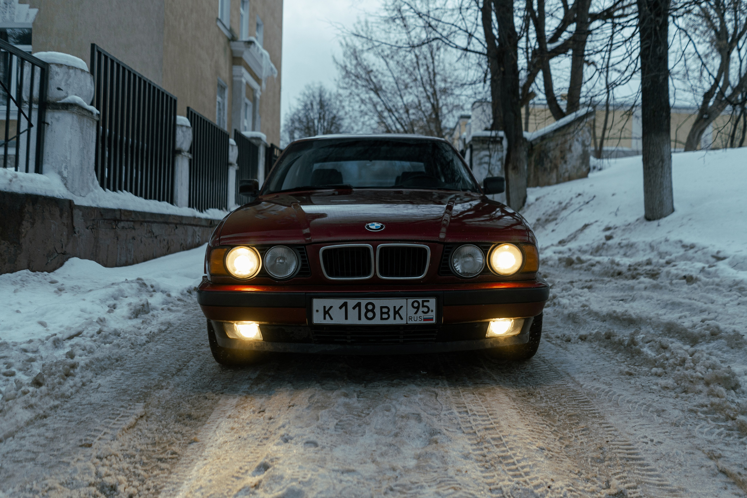 Автомобильная фото-сессия BMW 540i E34 в Калуге